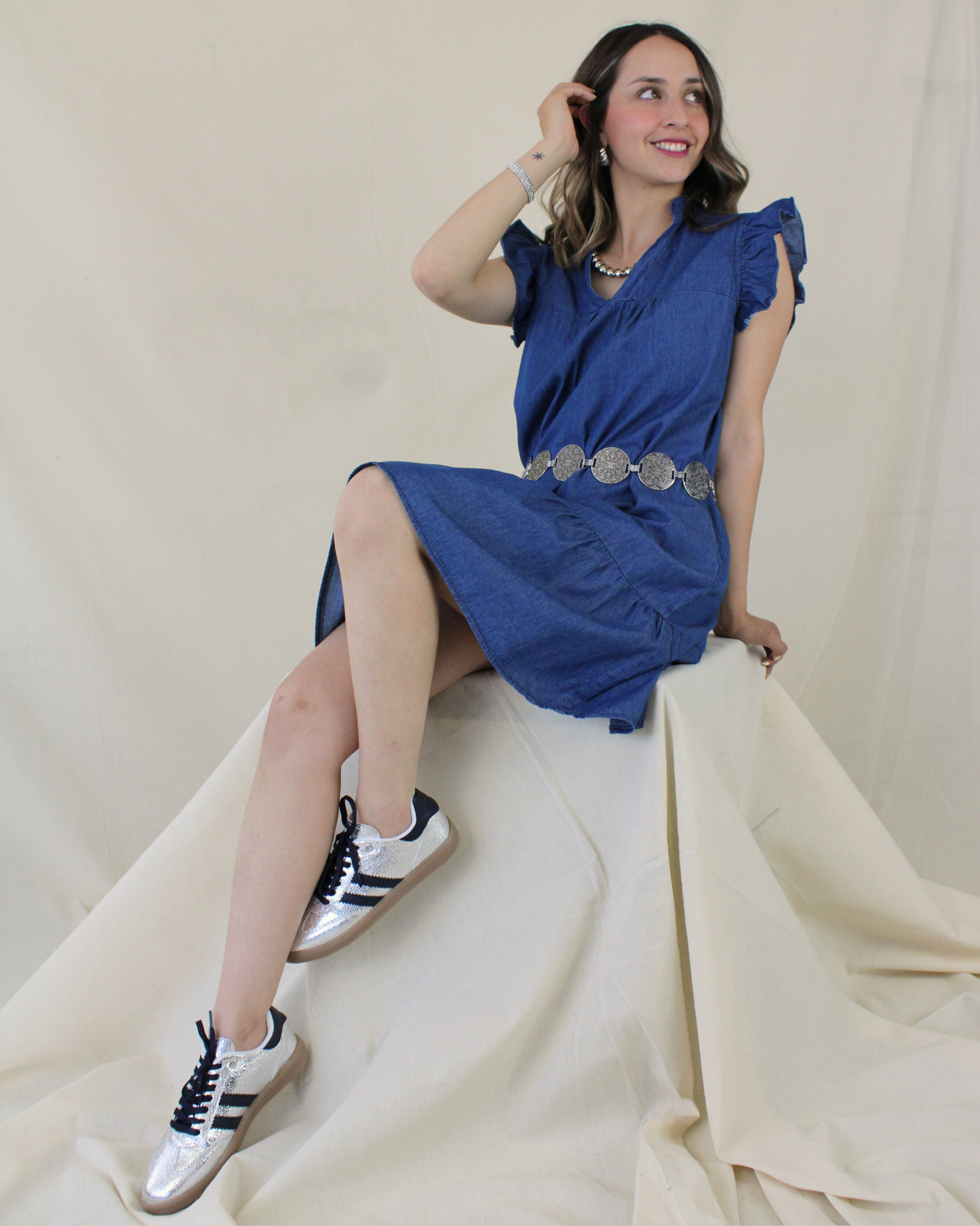 12517 Vestido tipo mezclilla manga olan