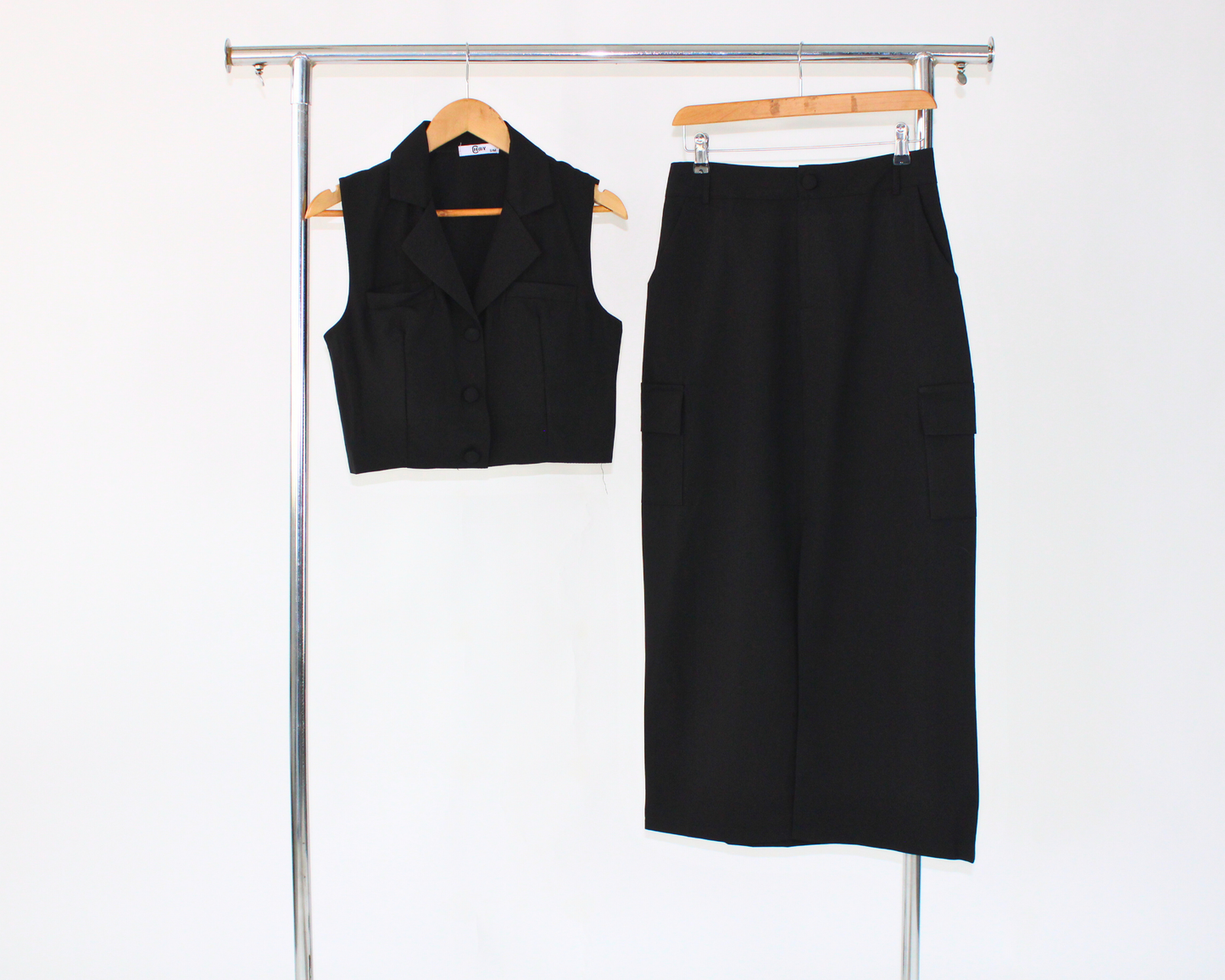 J17029 Conjunto Falda Chaleco botón aforrado