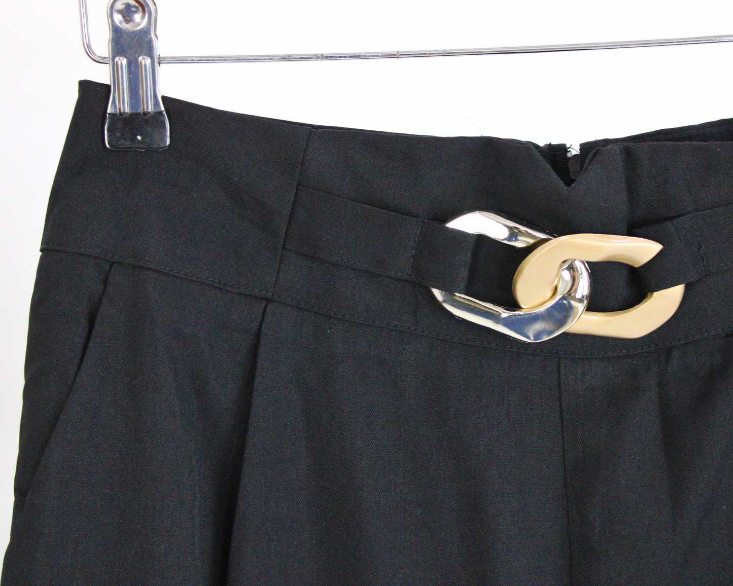 9021 Pantalón con cinto hebilla metalica