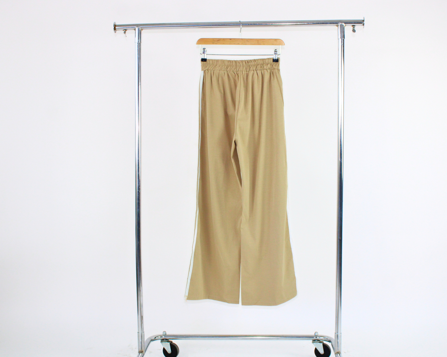 21793 Pantalon con Lineas Laterales