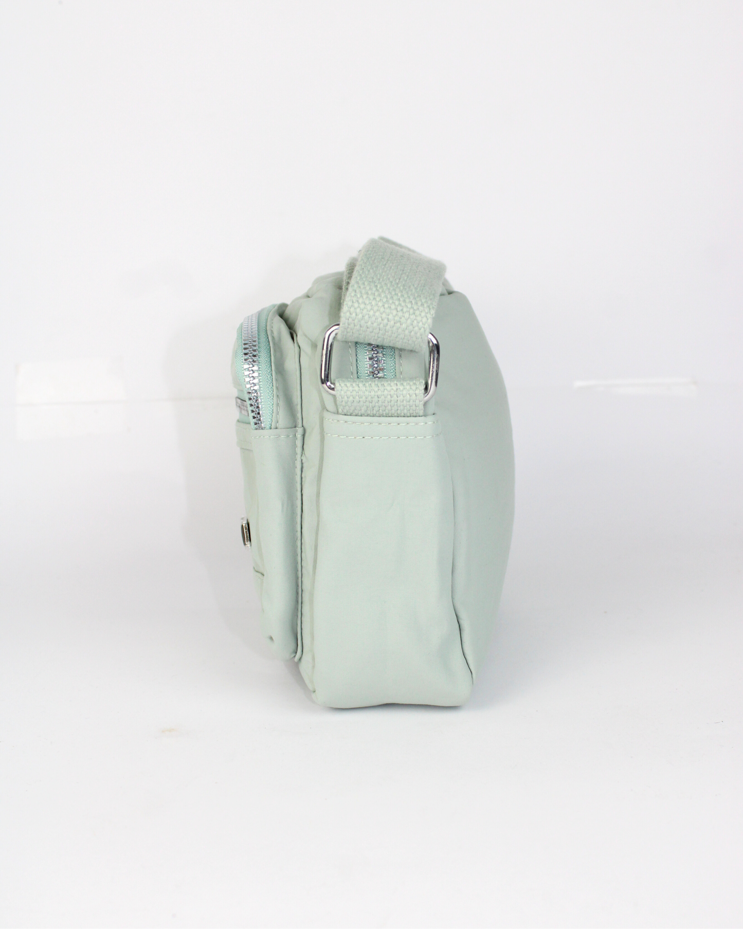 ROSSI5001 Bolso Pequeño Triple Zipper Plata