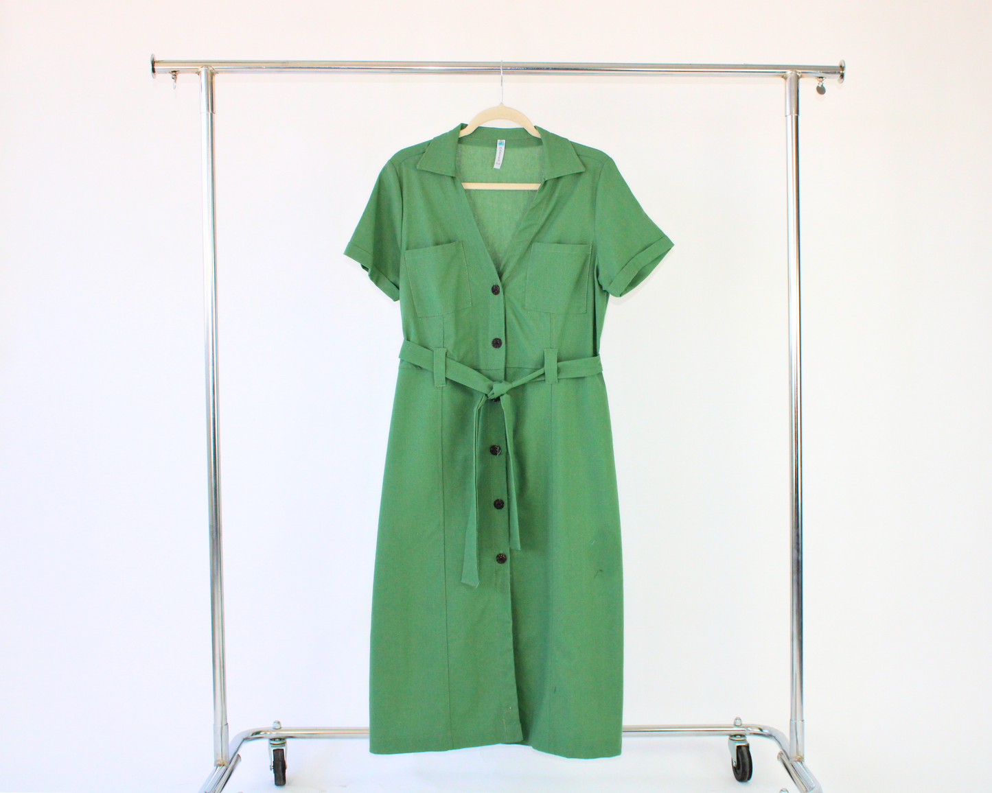 2523 Vestido Botón Obscuro Bolsas