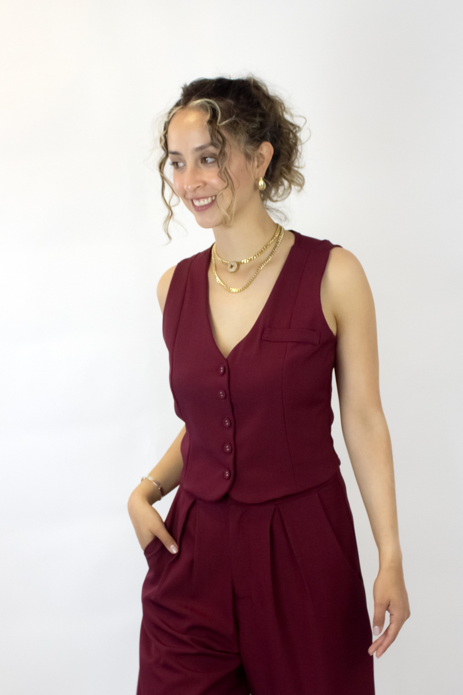 1220BTJ Conjunto Chaleco con  Hebilla Dorada