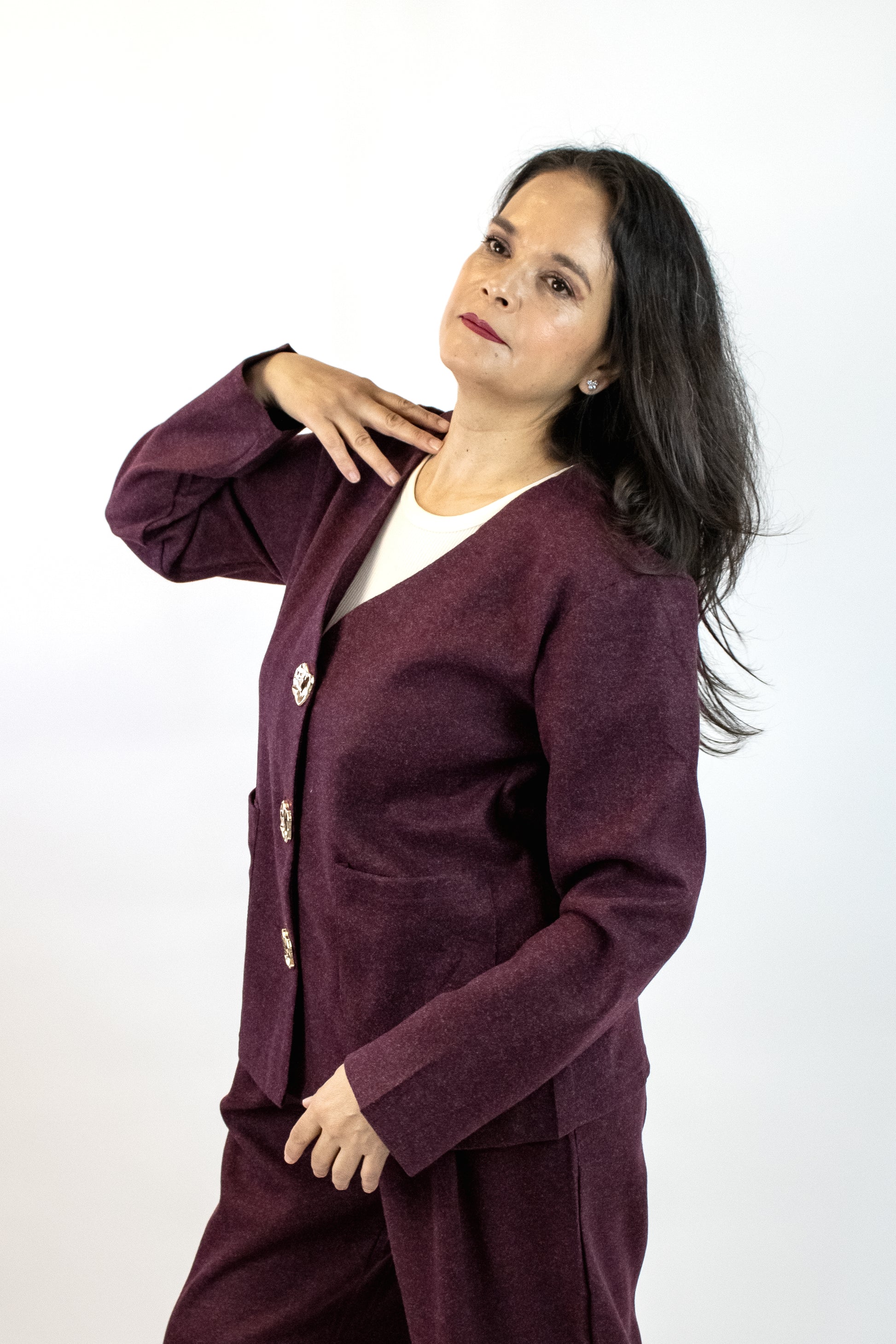 GT-3M158 Conjunto Gamuza con Botones Irregulares