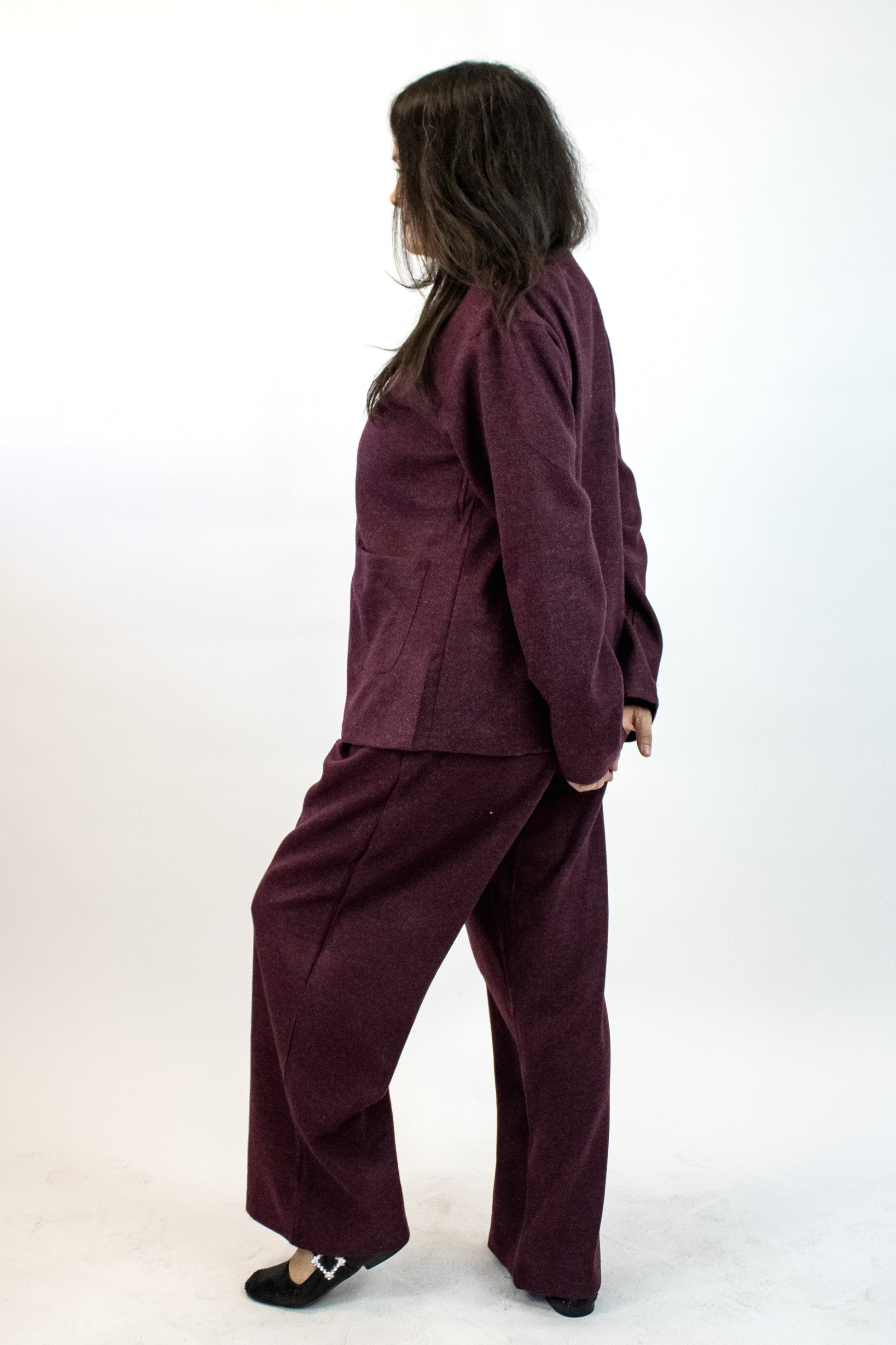 GT-3M158 Conjunto Gamuza con Botones Irregulares