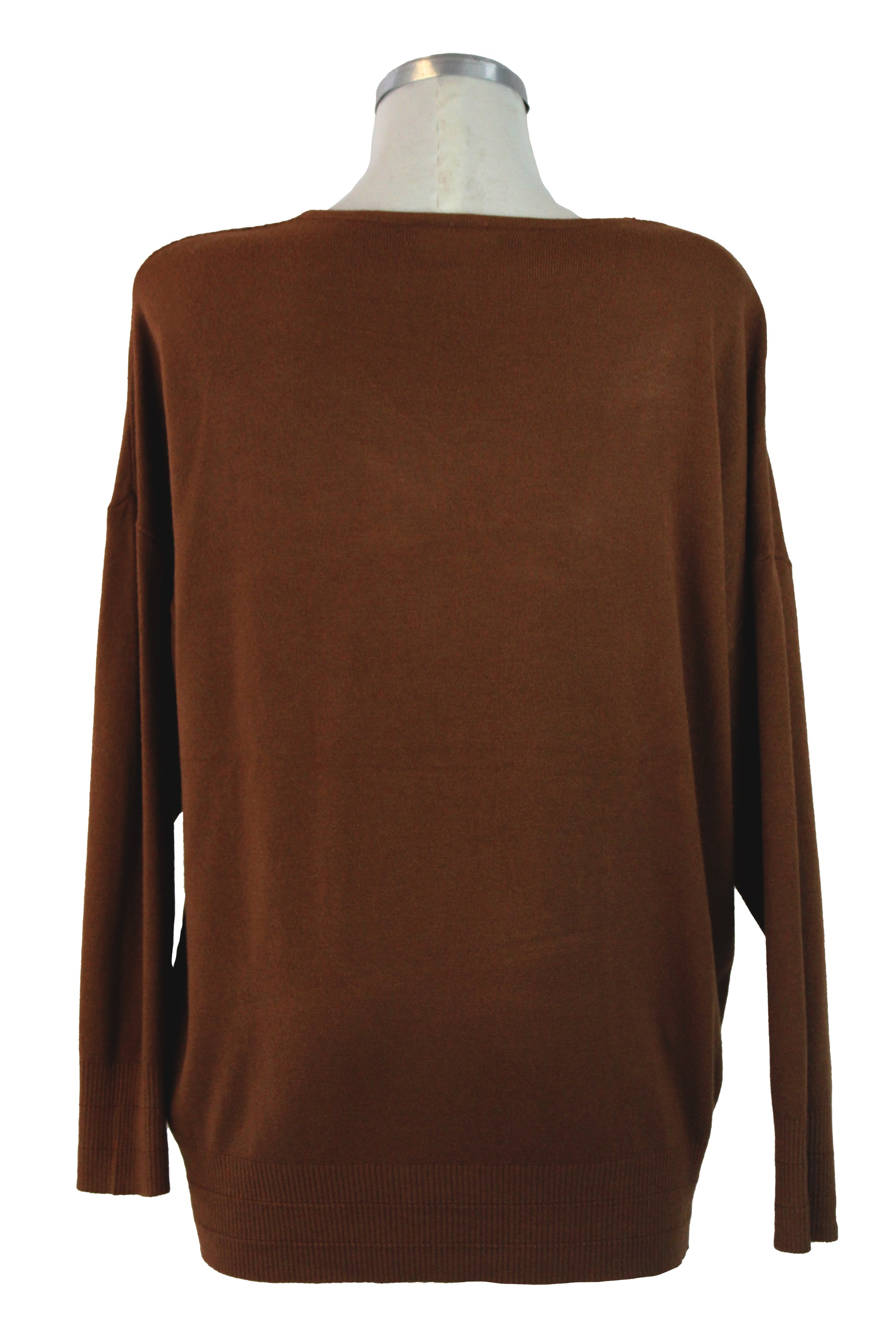 Q720101B Suéter Liso Cuello V Bordado