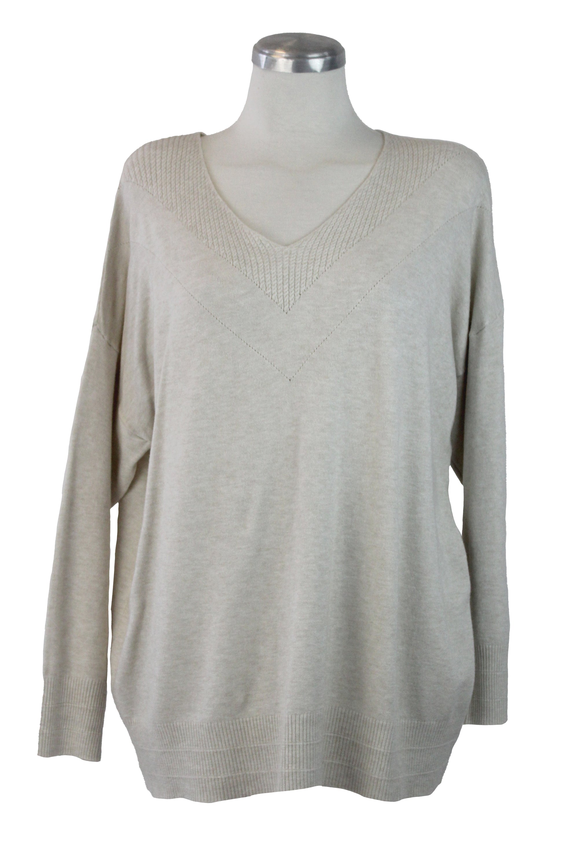 Q720101B Suéter Liso Cuello V Bordado