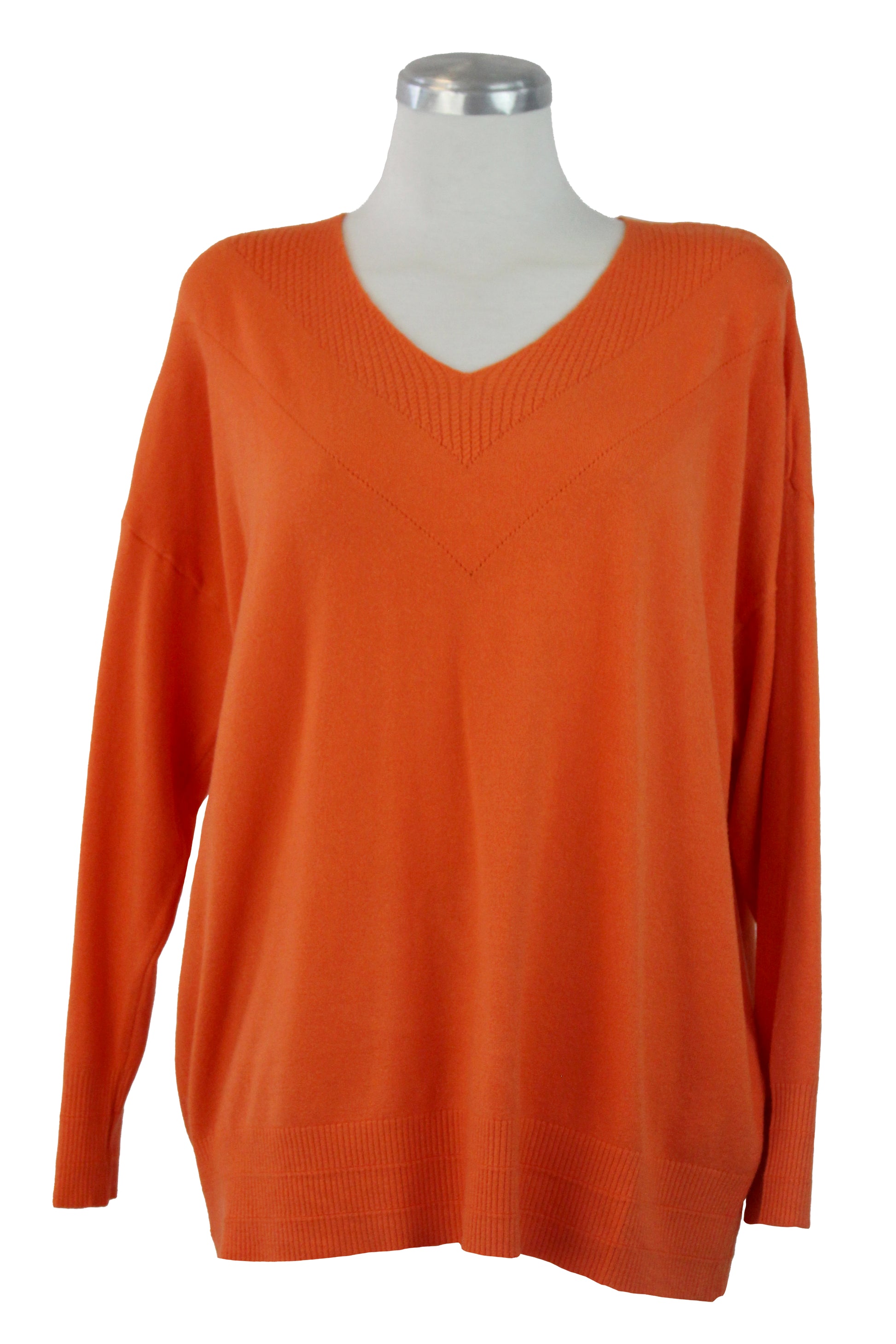 Q720101B Suéter Liso Cuello V Bordado