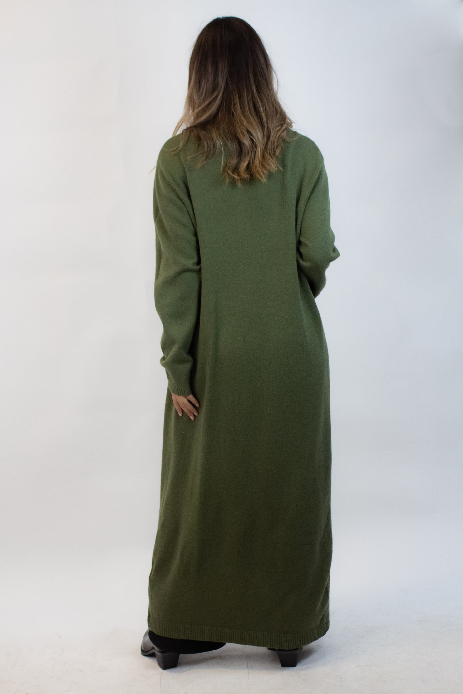 L1569 Vestido Tipo Suéter con Abertura al Centro