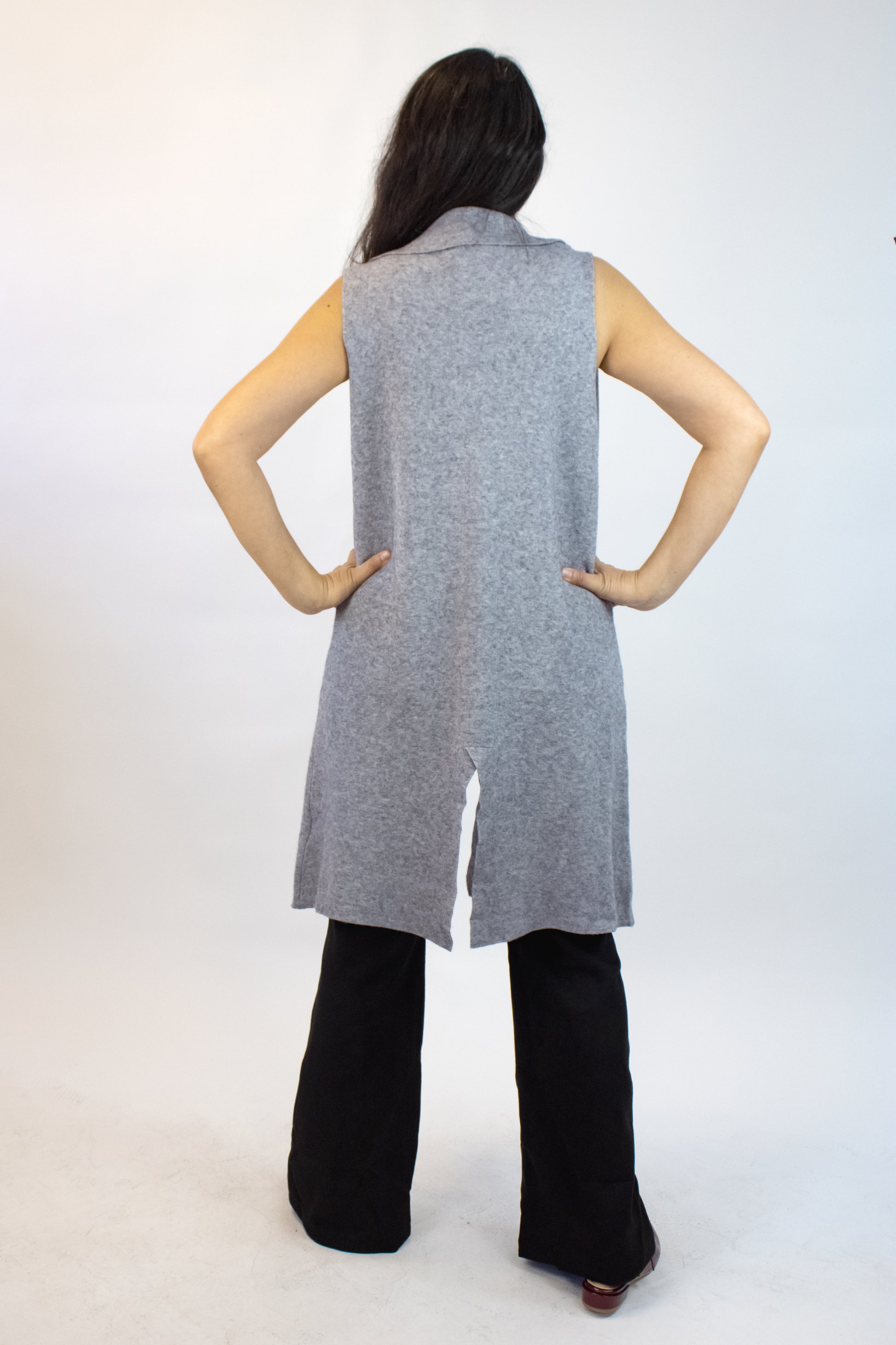 Z-1188M Chaleco Tipo Suéter Largo con Botones