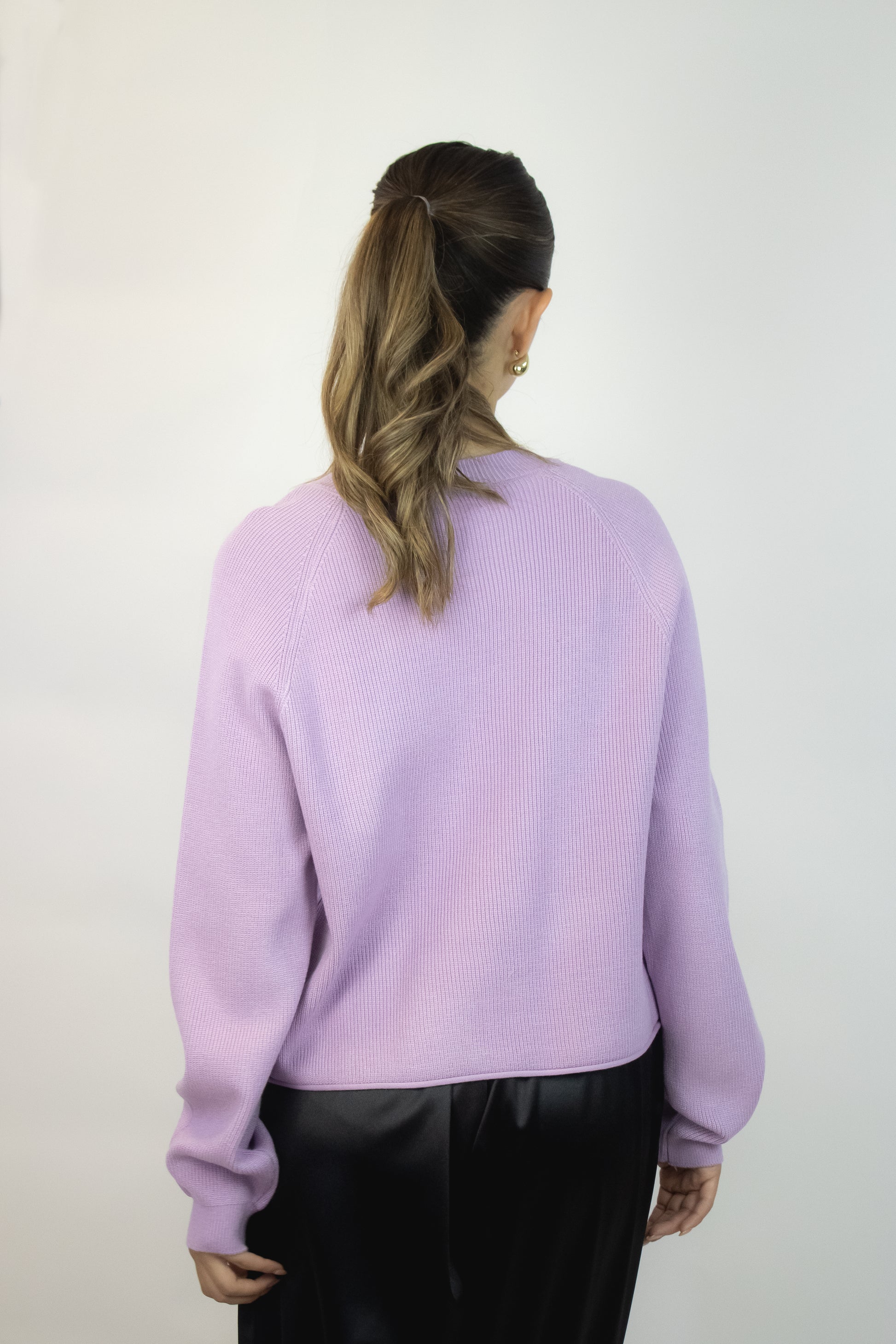 BK010 Suéter Líneas Parte Inferior sin Costura