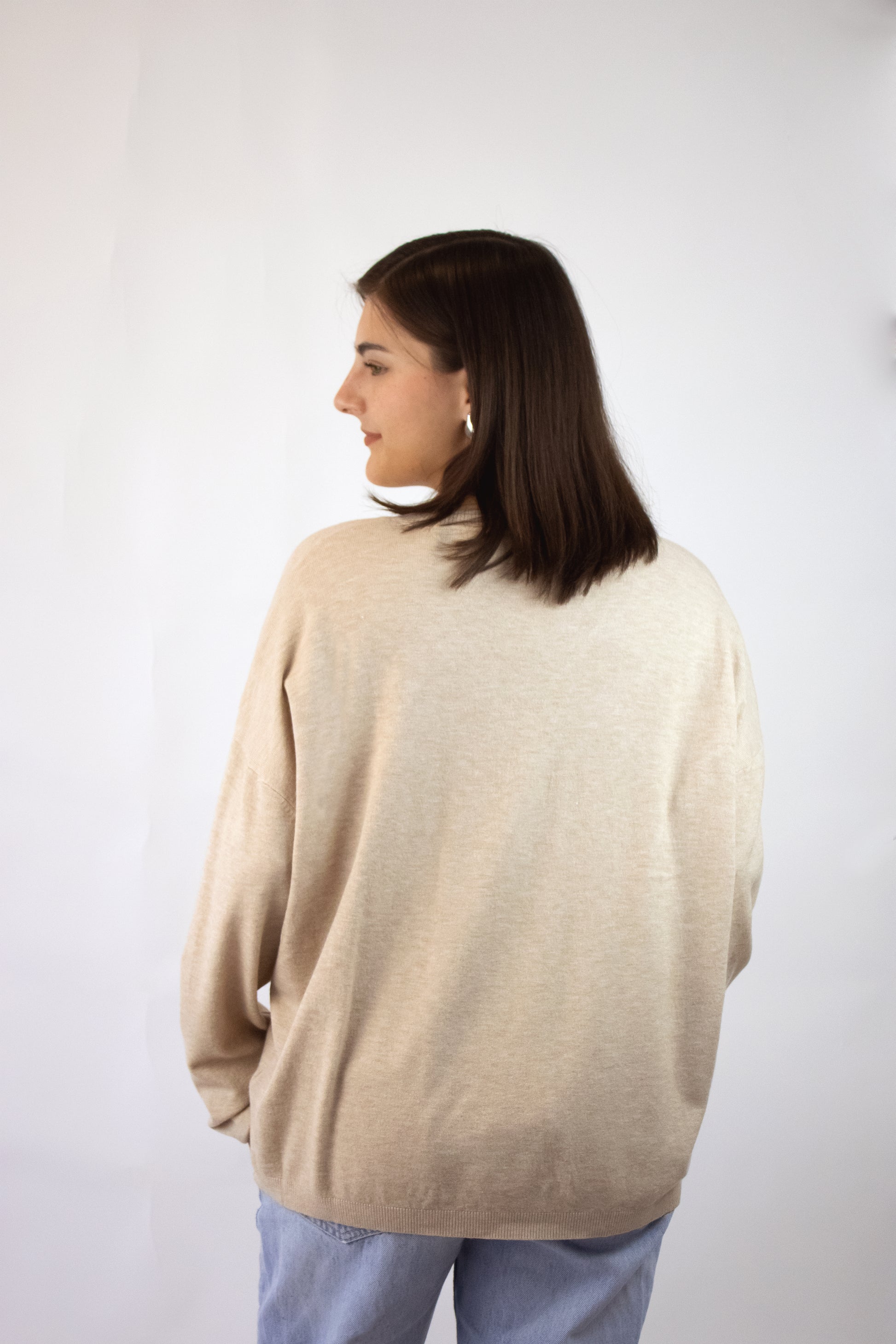 H19162 Suéter Liso Cuello V