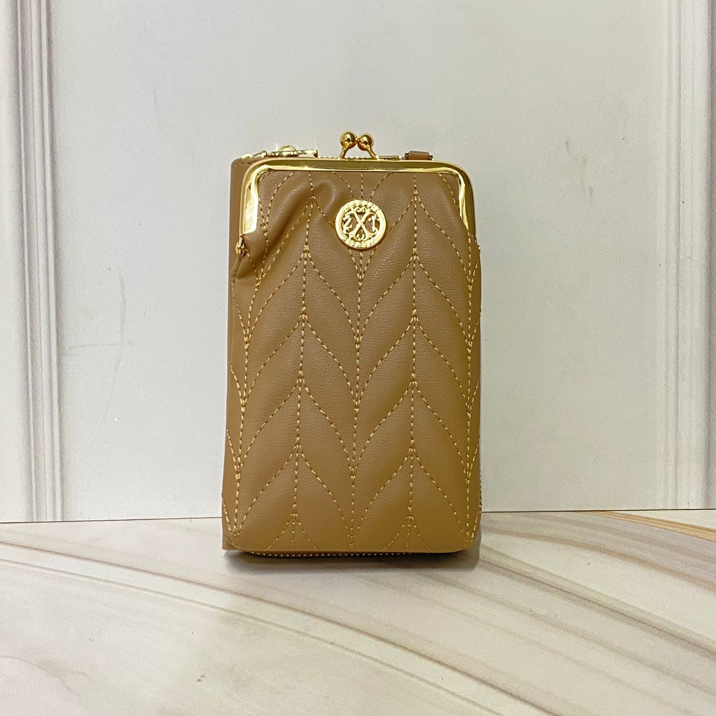 DALY7003 Bolso Pequeño Detalles Dorados
