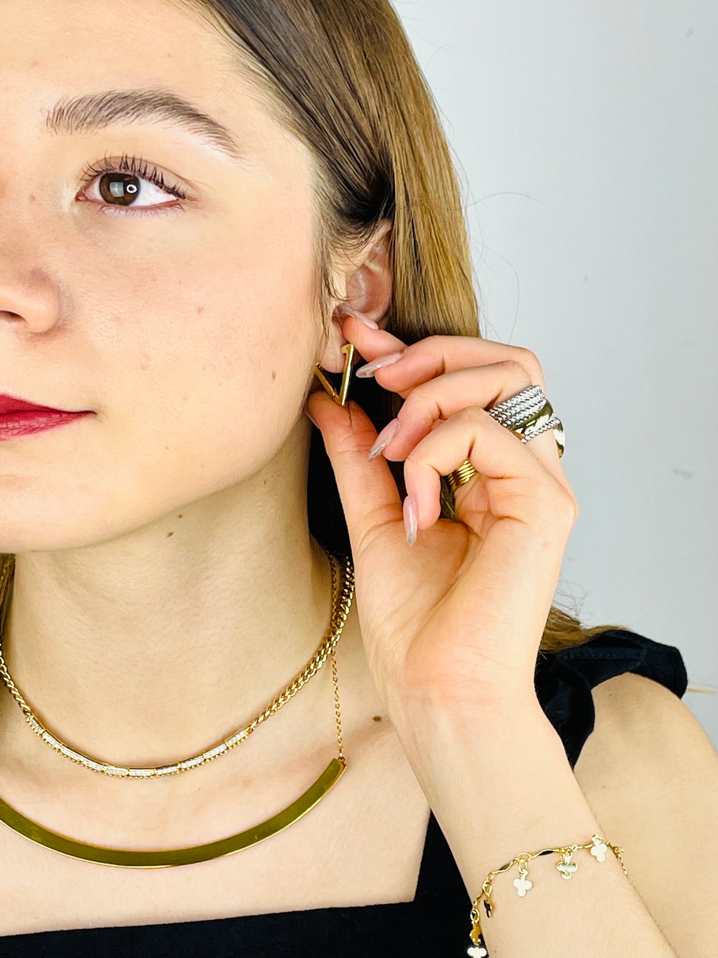 Collar Mitad Cadena y Placas Brillos 85289