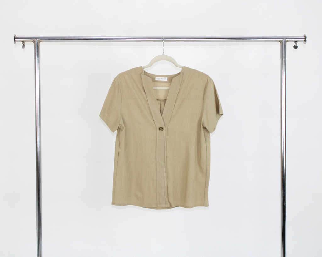 71795 Blusa Lino Cuello en v botón