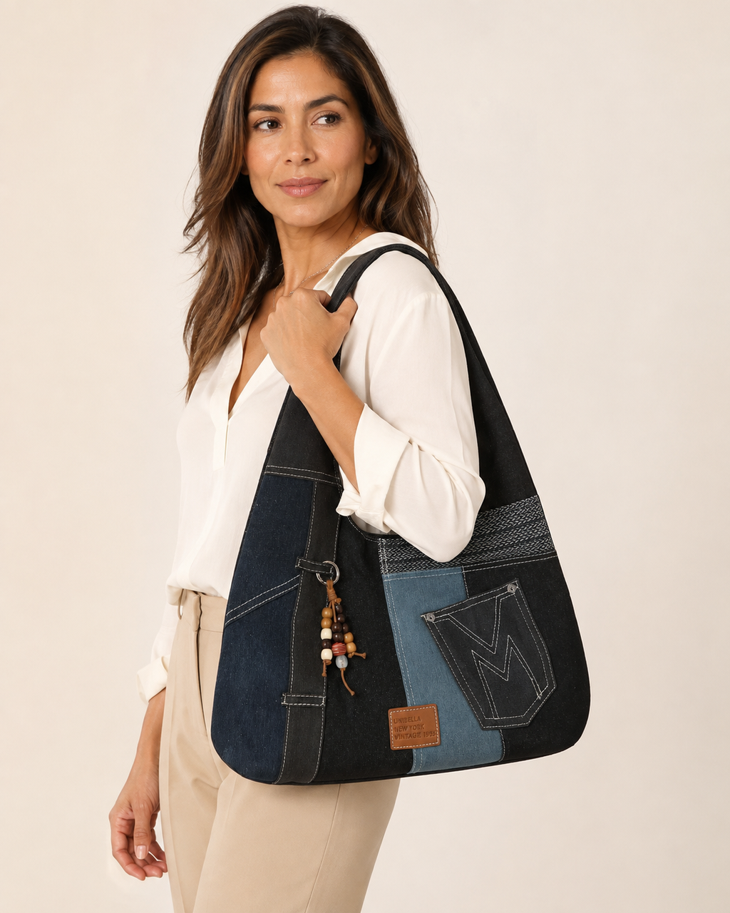 Bolsa UNY-BS6678-3 con modelo