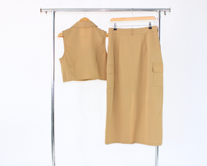 J17029 Conjunto Falda Chaleco botón aforrado