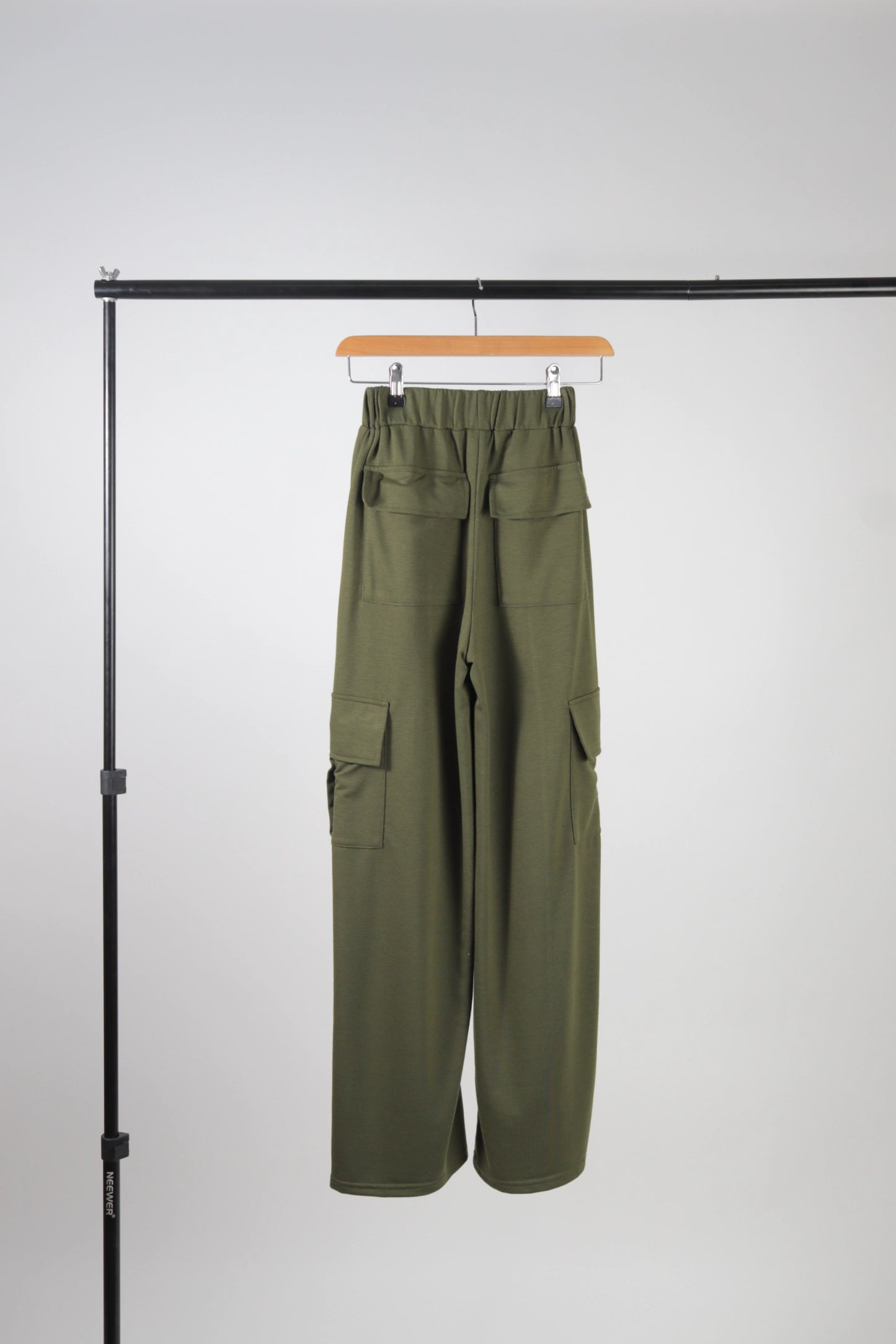 Pantalon Cargo Pierna Ancha 007