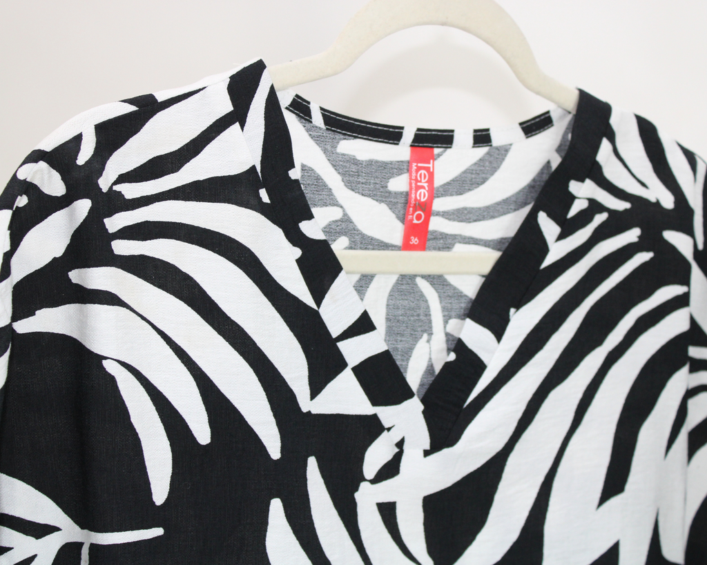 1607 Blusa Estampado Palmera