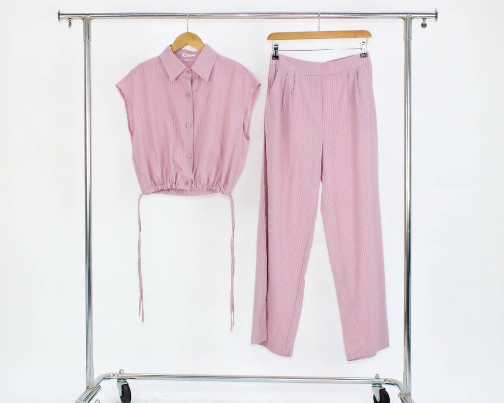 C0017 Conjunto líneas vertical con listones