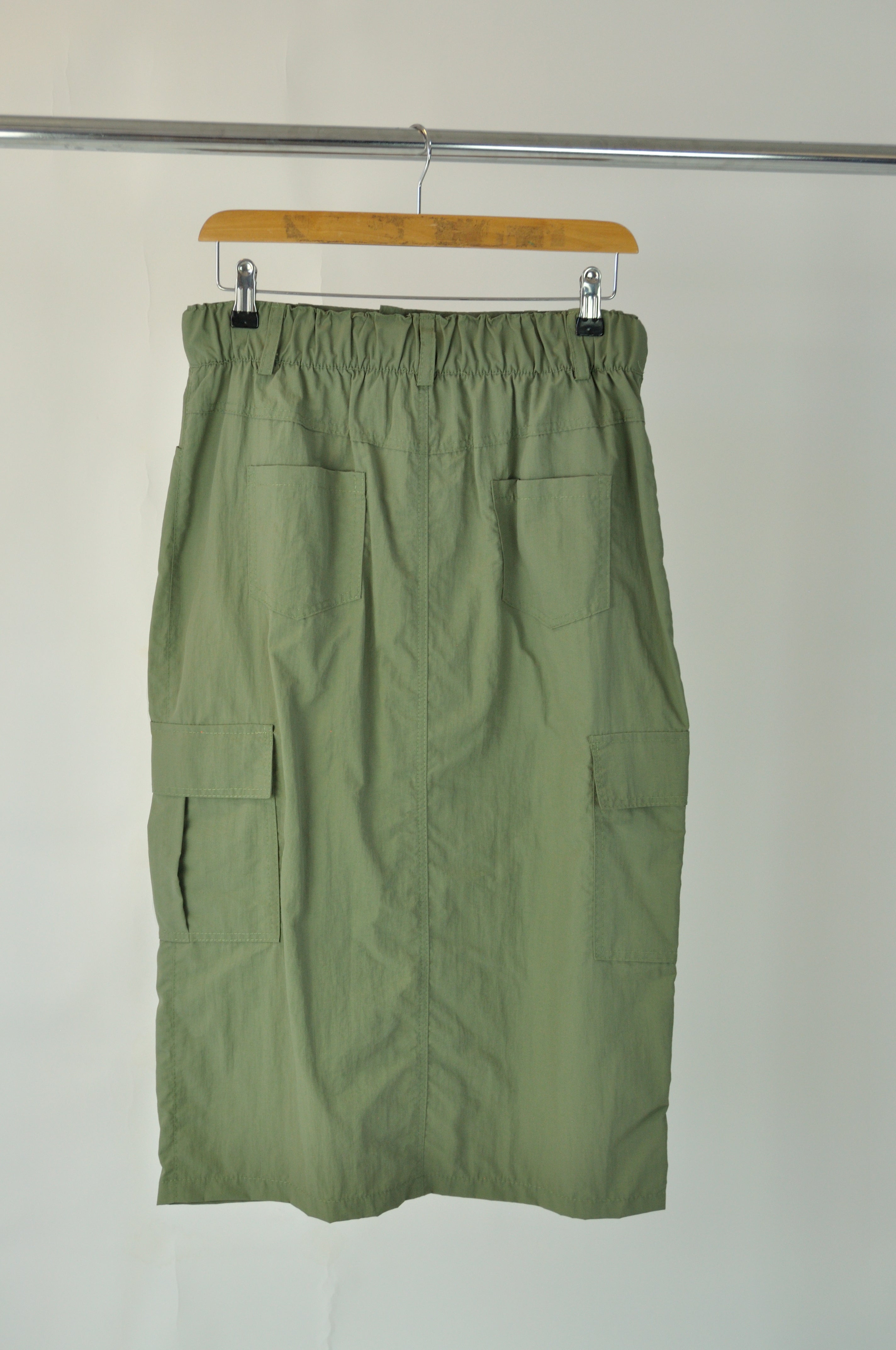 2650 Falda Cargo Corte Recto