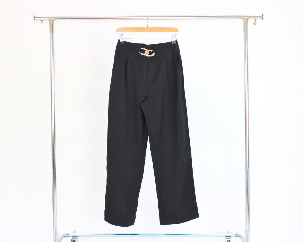 9021 Pantalón con cinto hebilla metalica