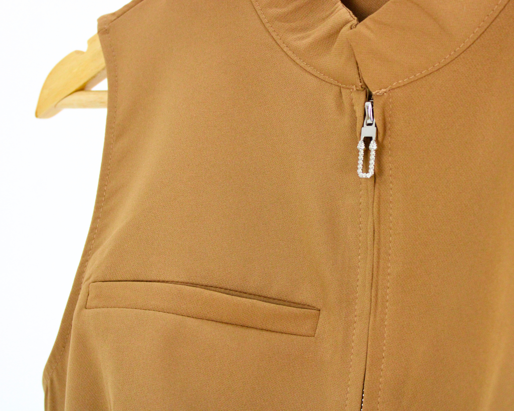 J17040 Conjunto chaleco con ziper