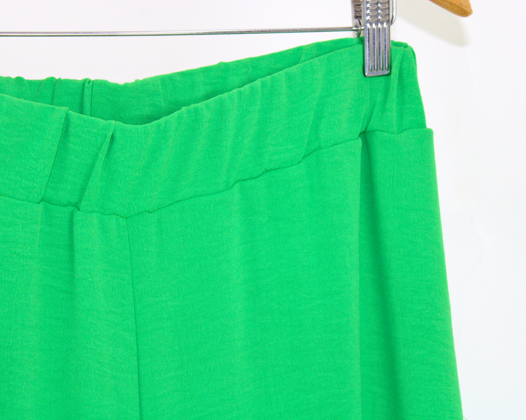 3632LUP Pantalón resorte tela corrugada