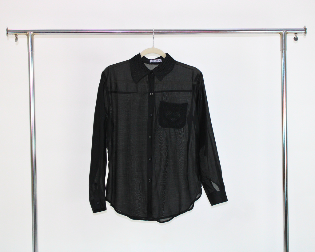 ZX4138 Blusa Manga Larga Cuello Bordado