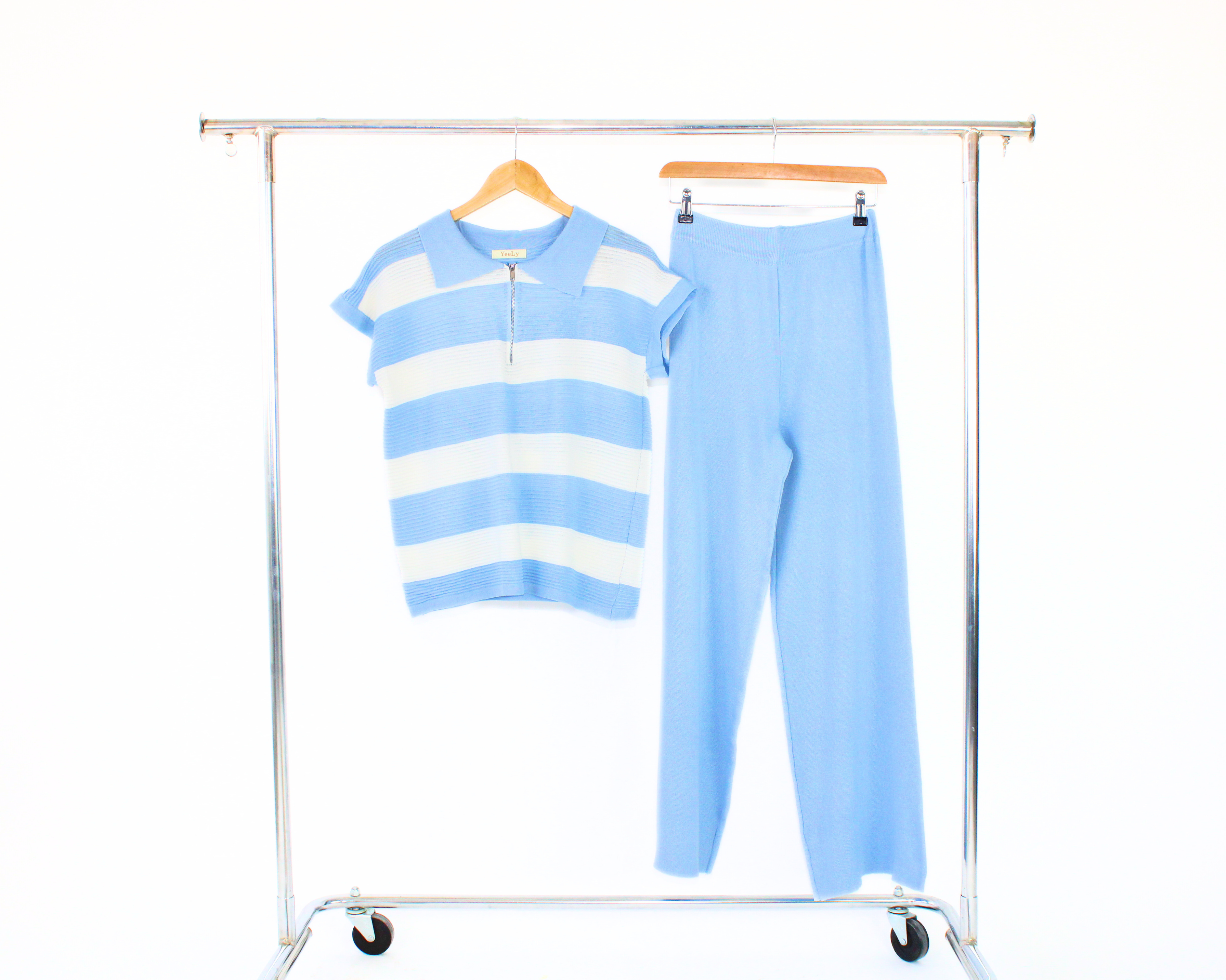 E20 Conjunto Rayado Con Pantalón Liso