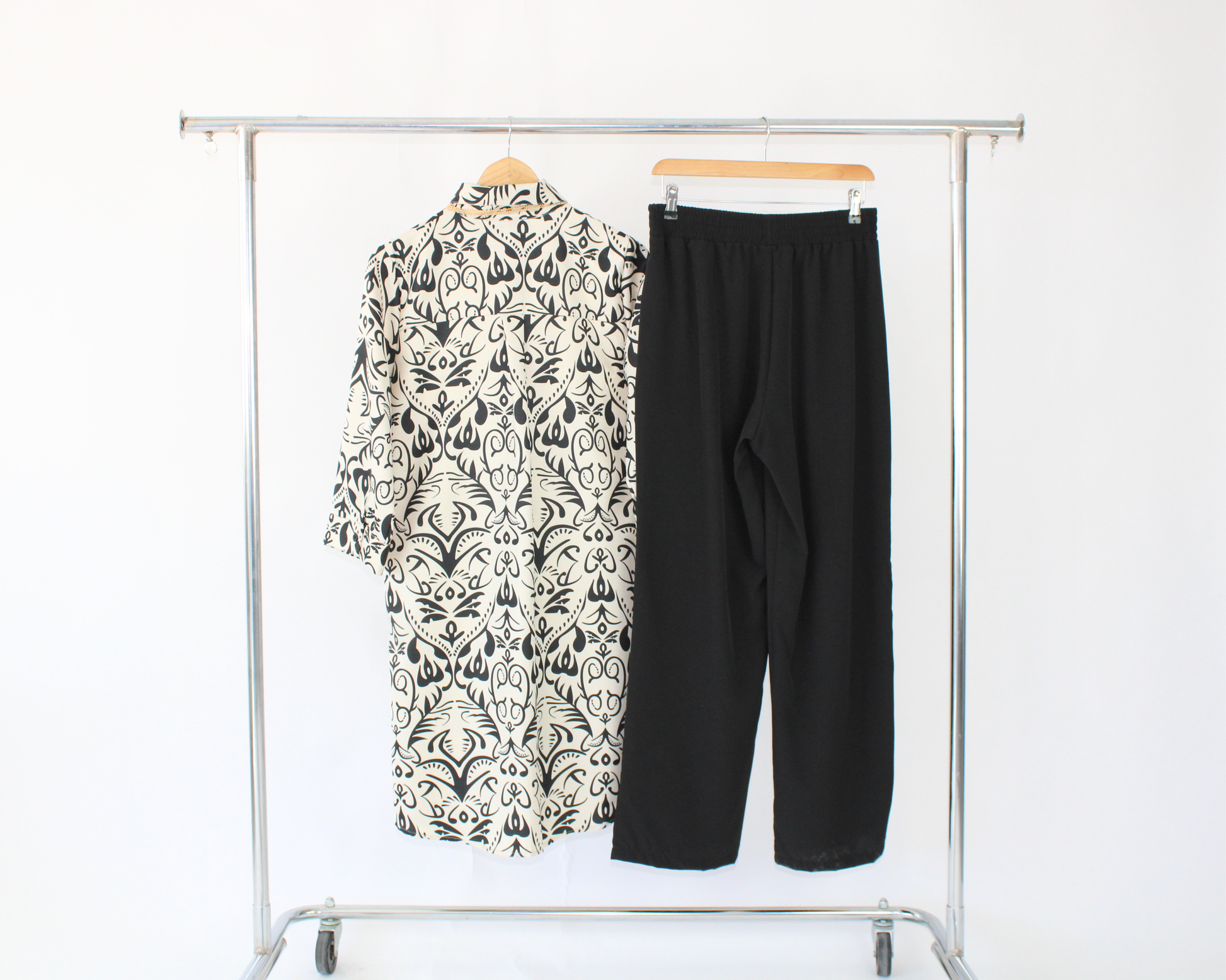 0134 Conjunto Camisón Estampado Tipo Mandala