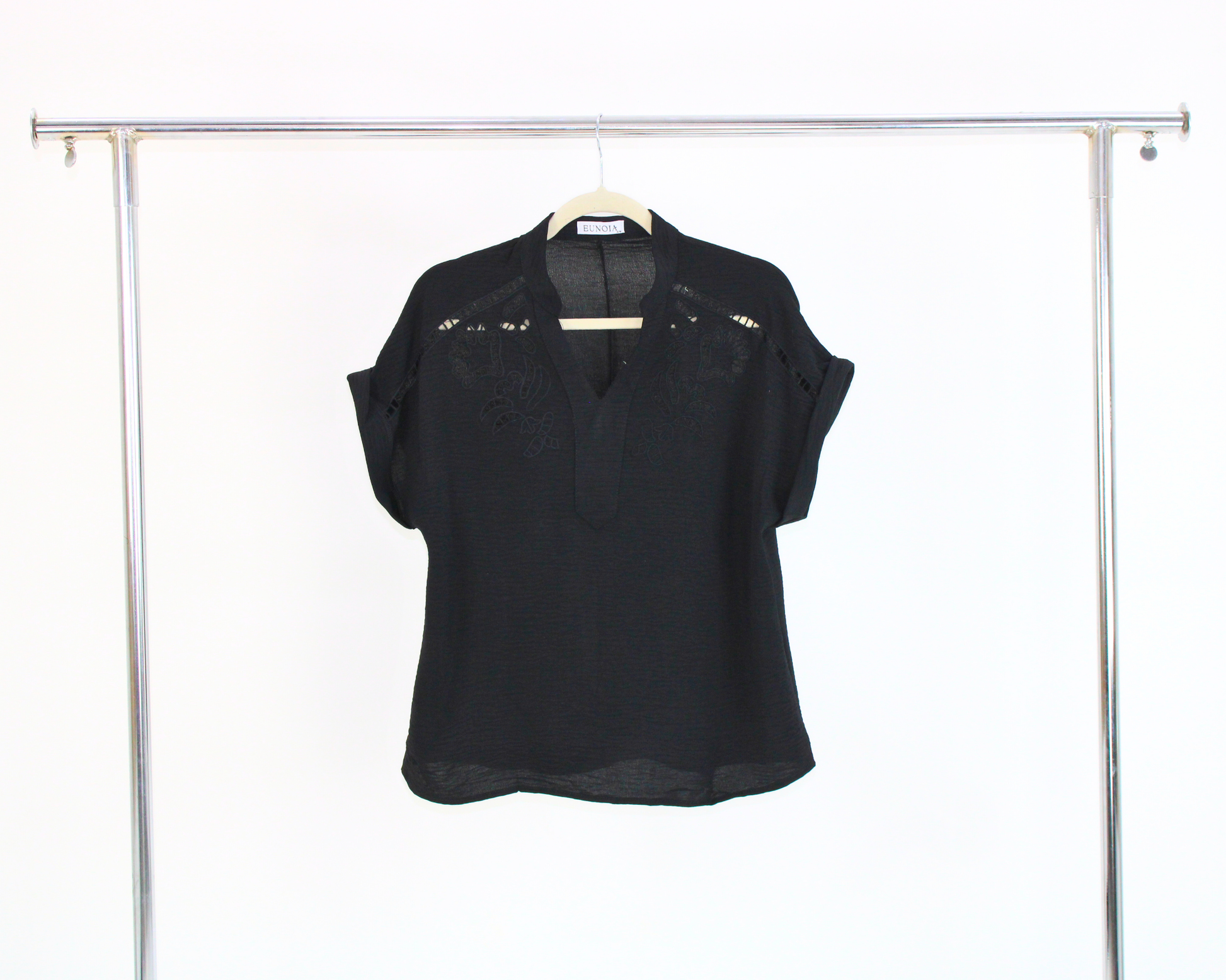 EE24183 Blusa Manga Corta Bordado Cuello