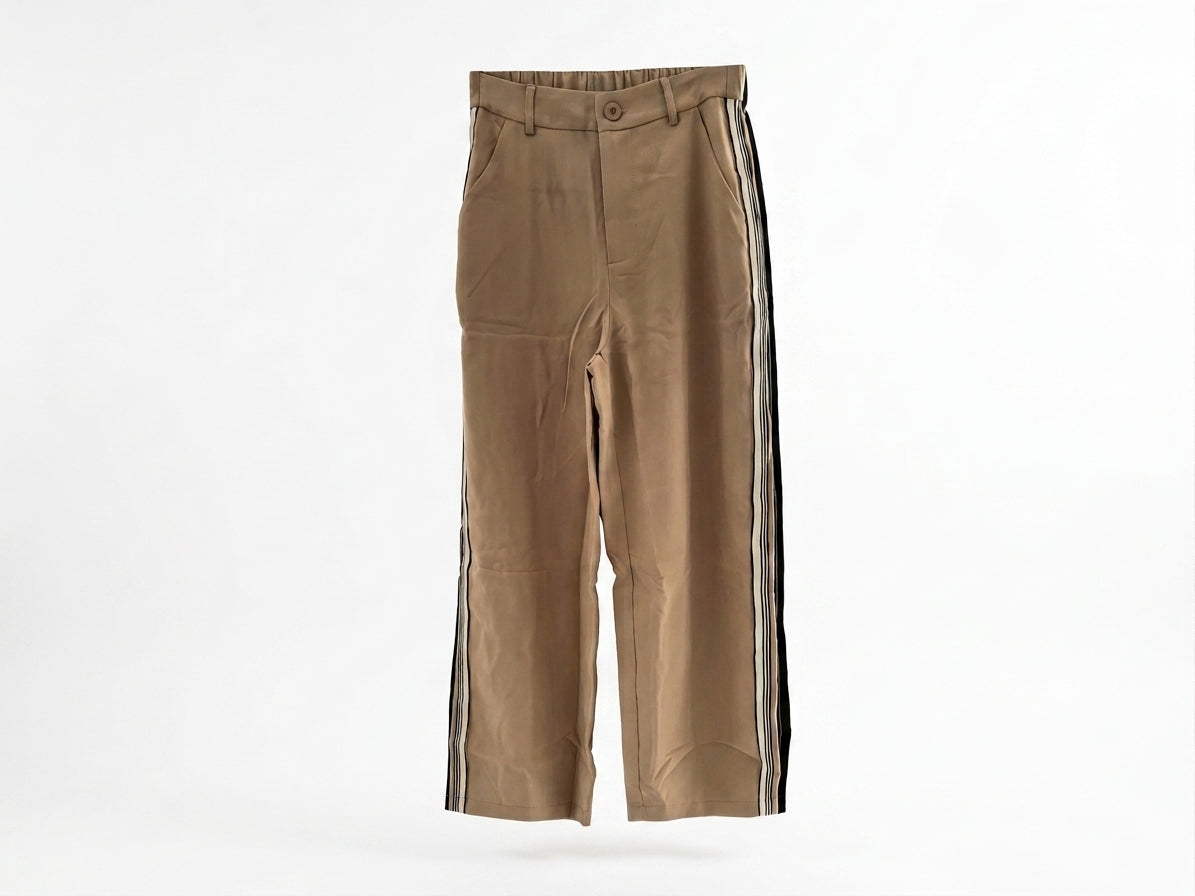 PS964 Pantalón Recto Con Líneas Laterales