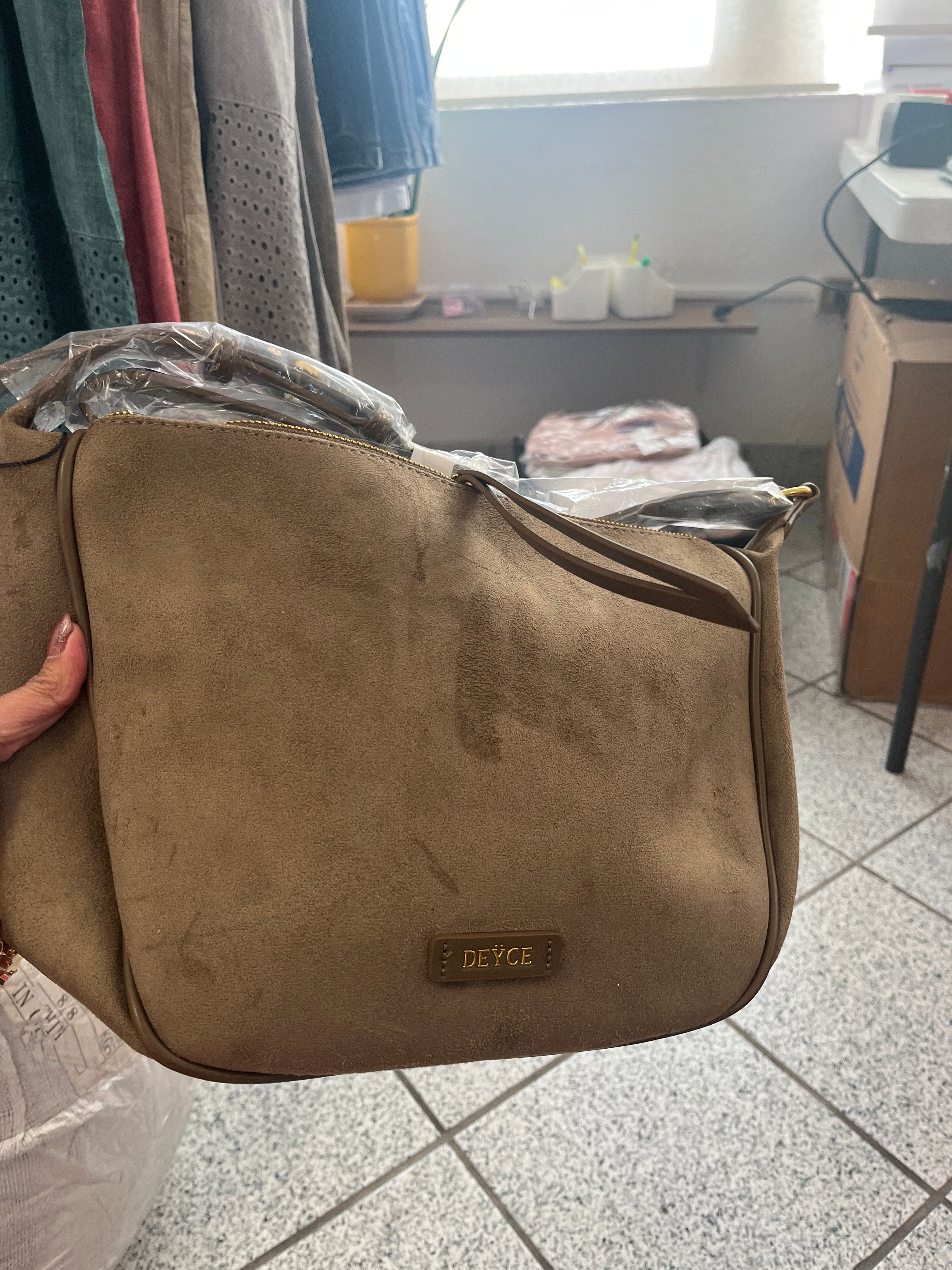 DY04902 Bolsa Piel Durazno