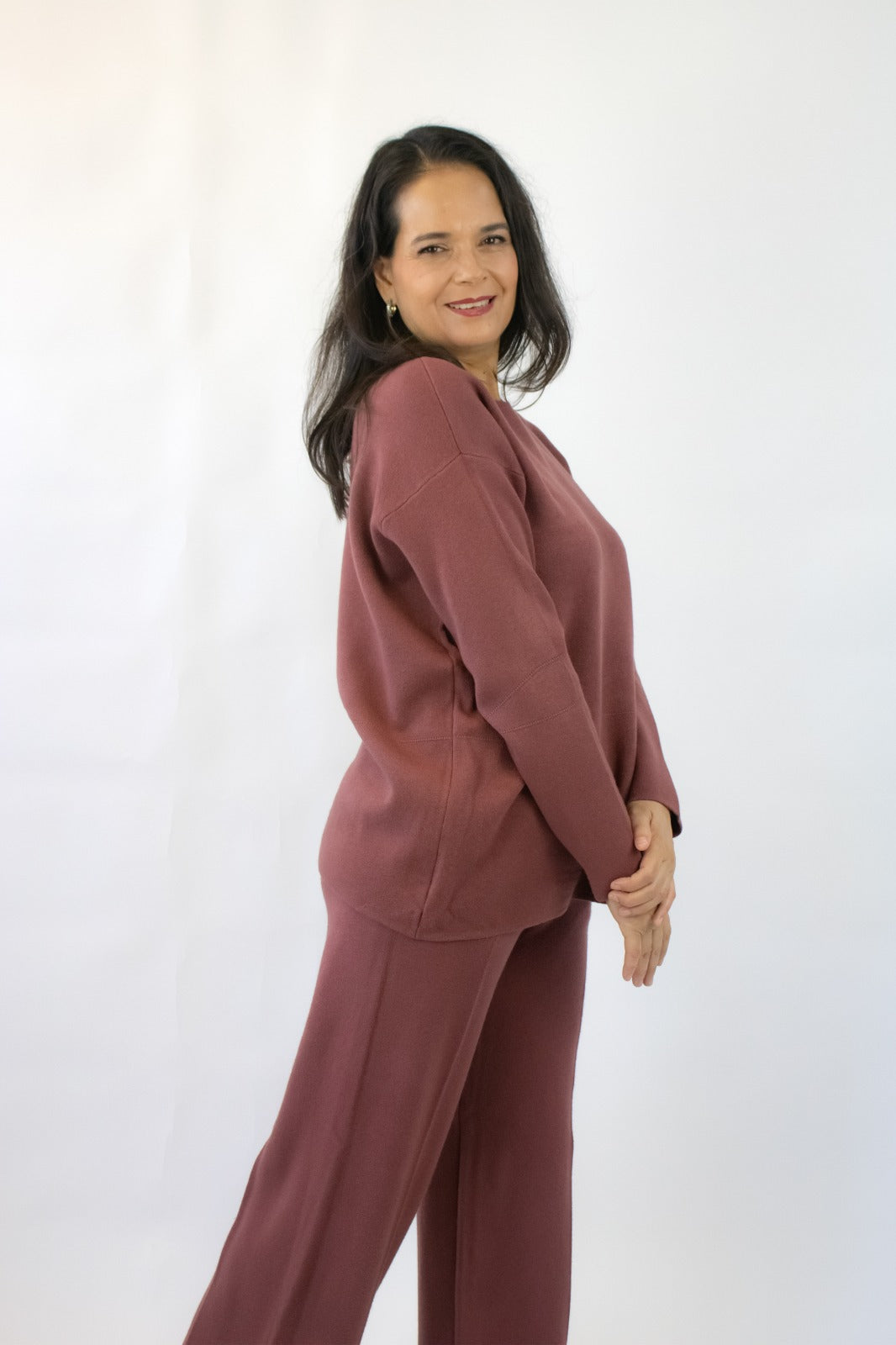 OJ-2723 Conjunto Suéter Liso y Línea de Costura