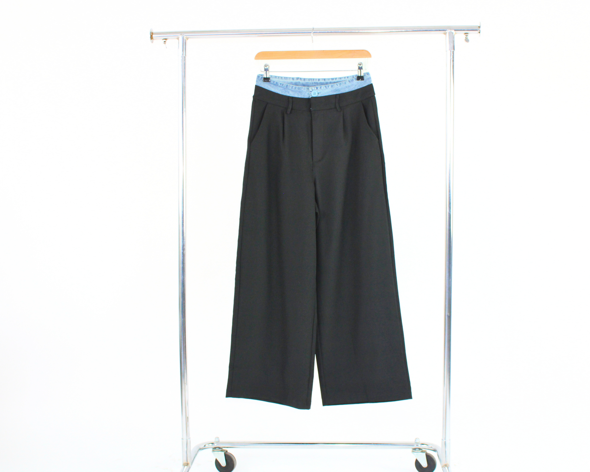 178 Pantalón de vestir con pretina de mezclilla