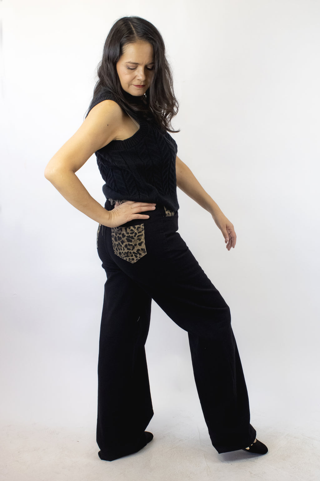 PS958 Pantalón Con Animal Print en Bolsas y Cintura