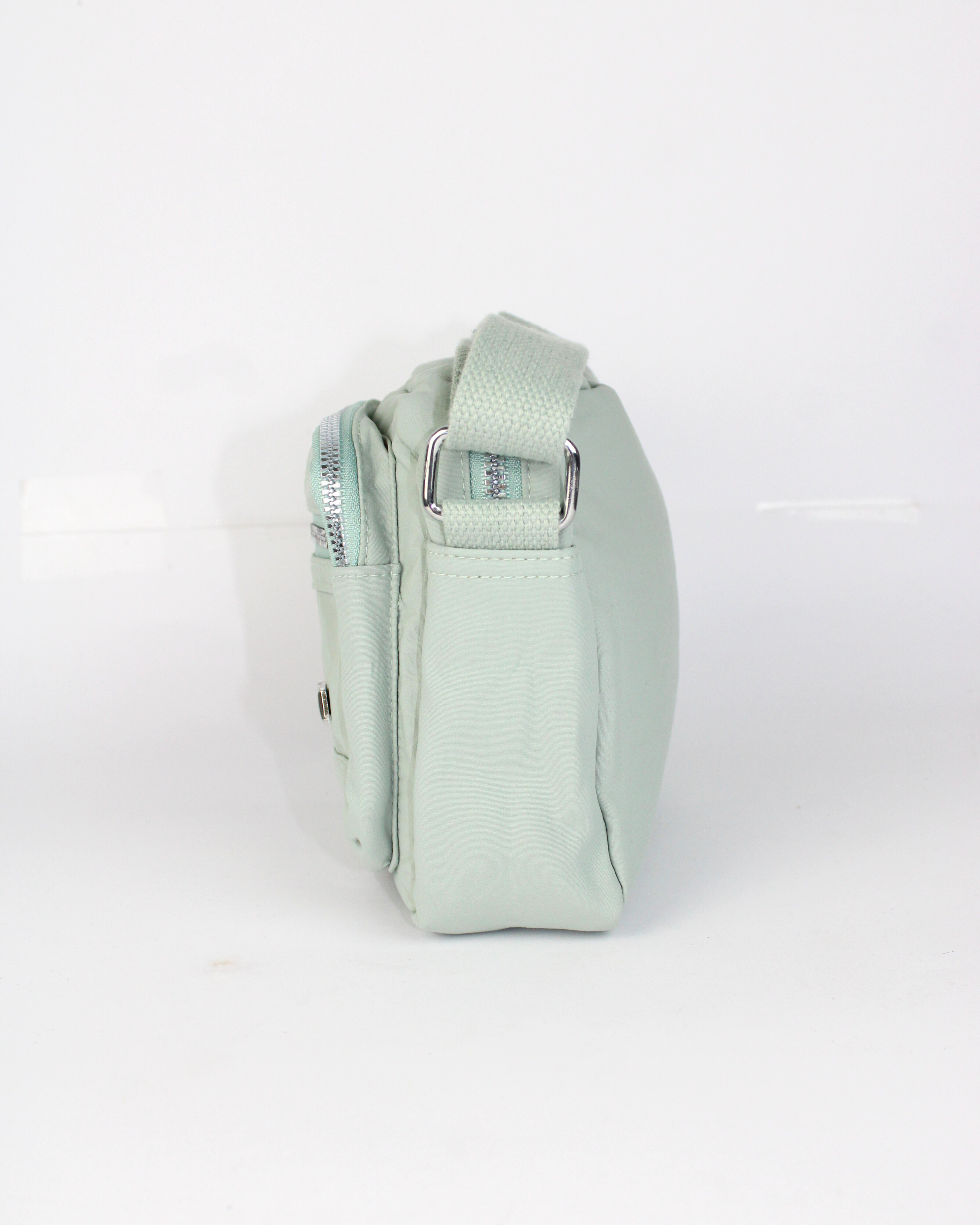 ROSSI5001 Bolso Pequeño Triple Zipper Plata