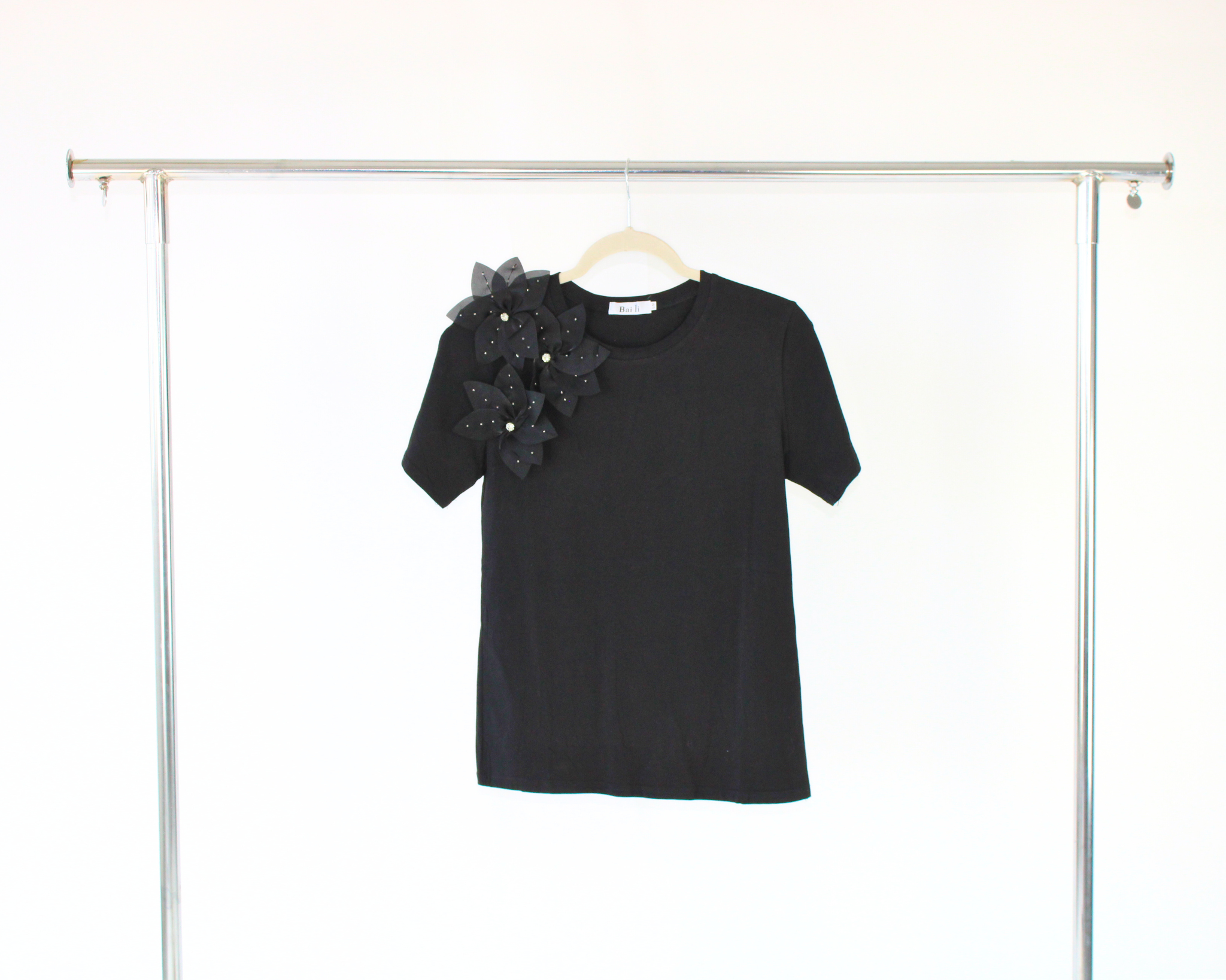 KLG23873 Blusa Lisa TriFlor 3D Piedras