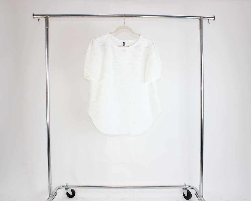 1122 BLUSA CORRUGADA DE CUELLO REDONDO