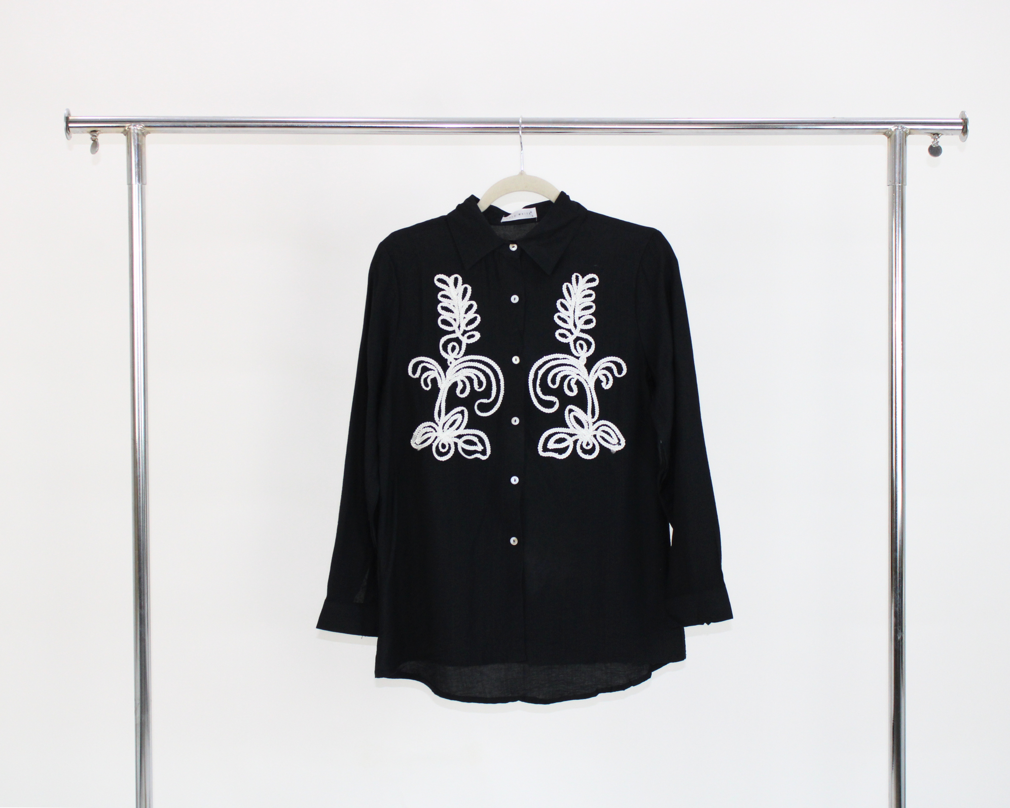 72101 Camisa bordado vertical