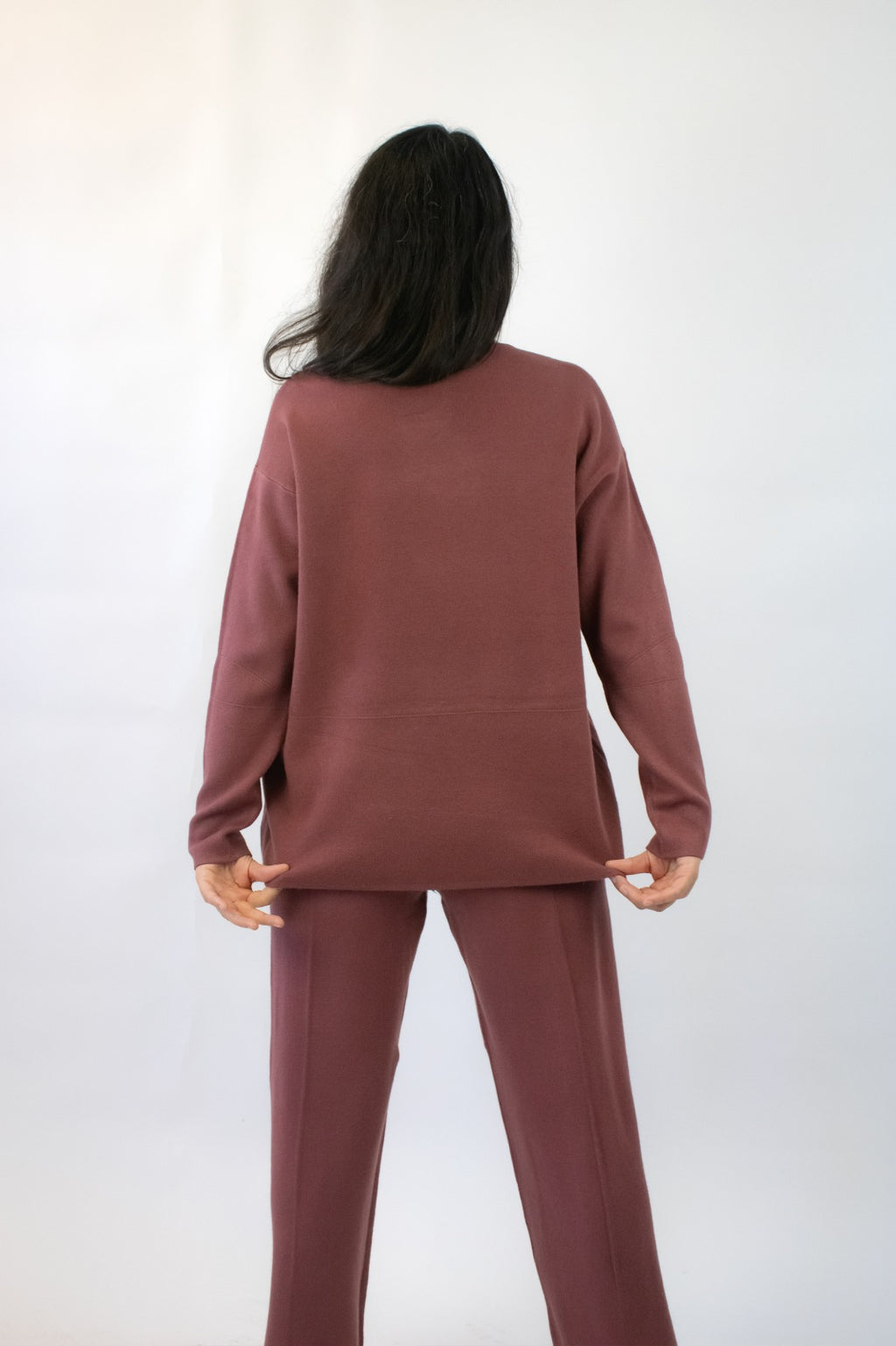 OJ-2723 Conjunto Suéter Liso y Línea de Costura