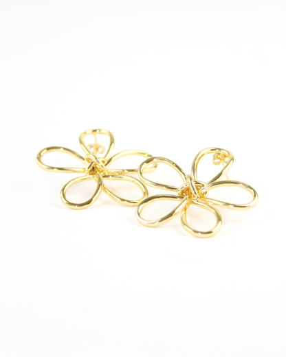 24047 Arete flor en nudo