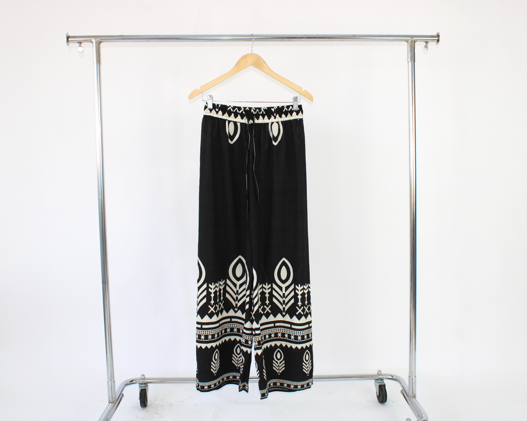 SH116 Pantalón Con Jareta Estampado Varios