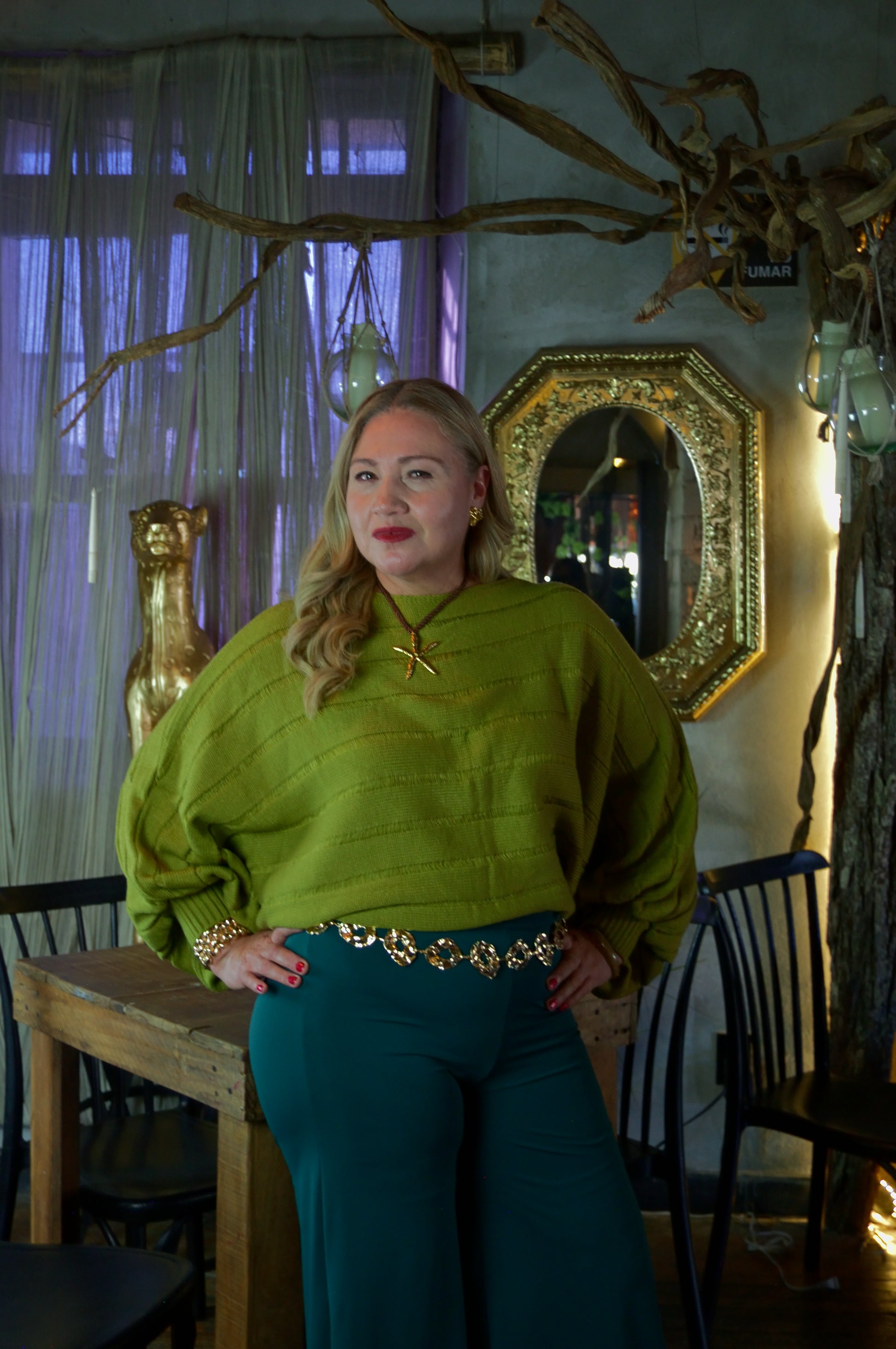 25502 Suéter Tejido de Corte Mariposa