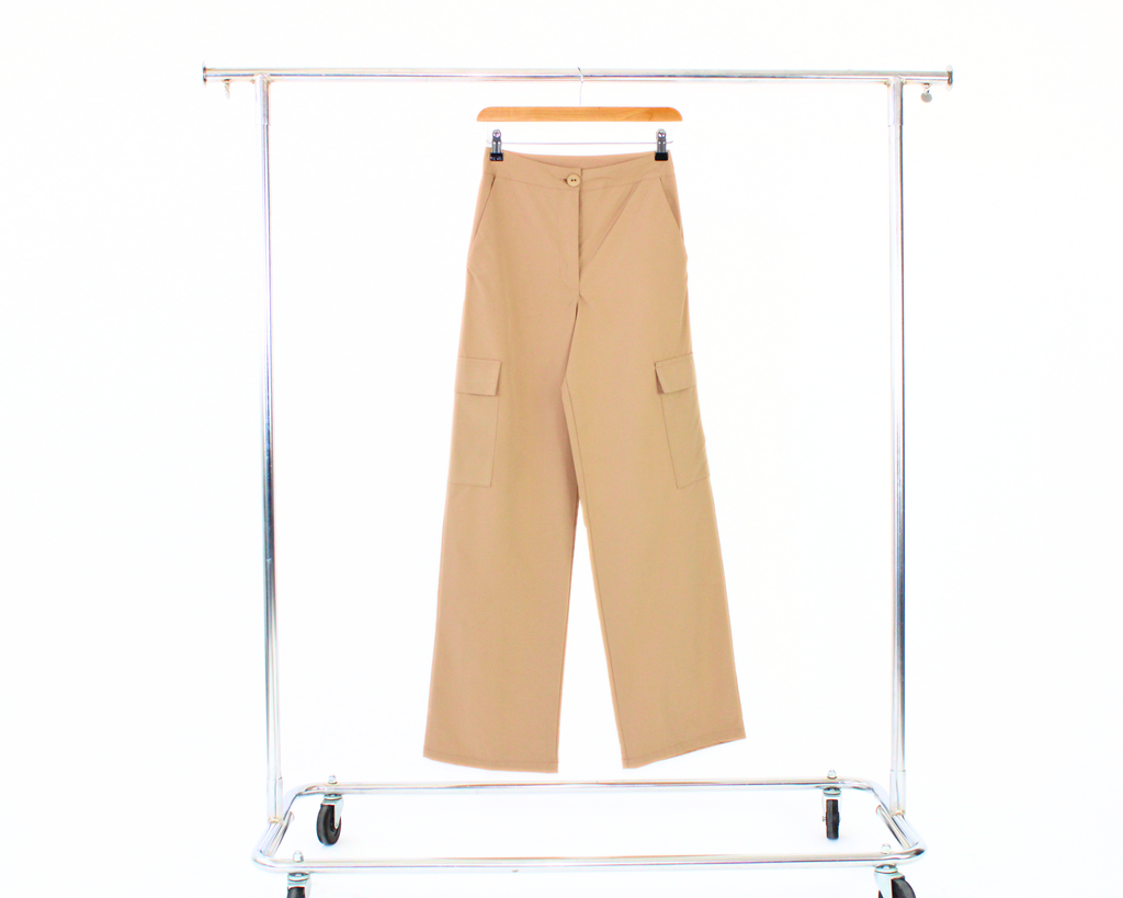37231 Pantalón cargo Parachute