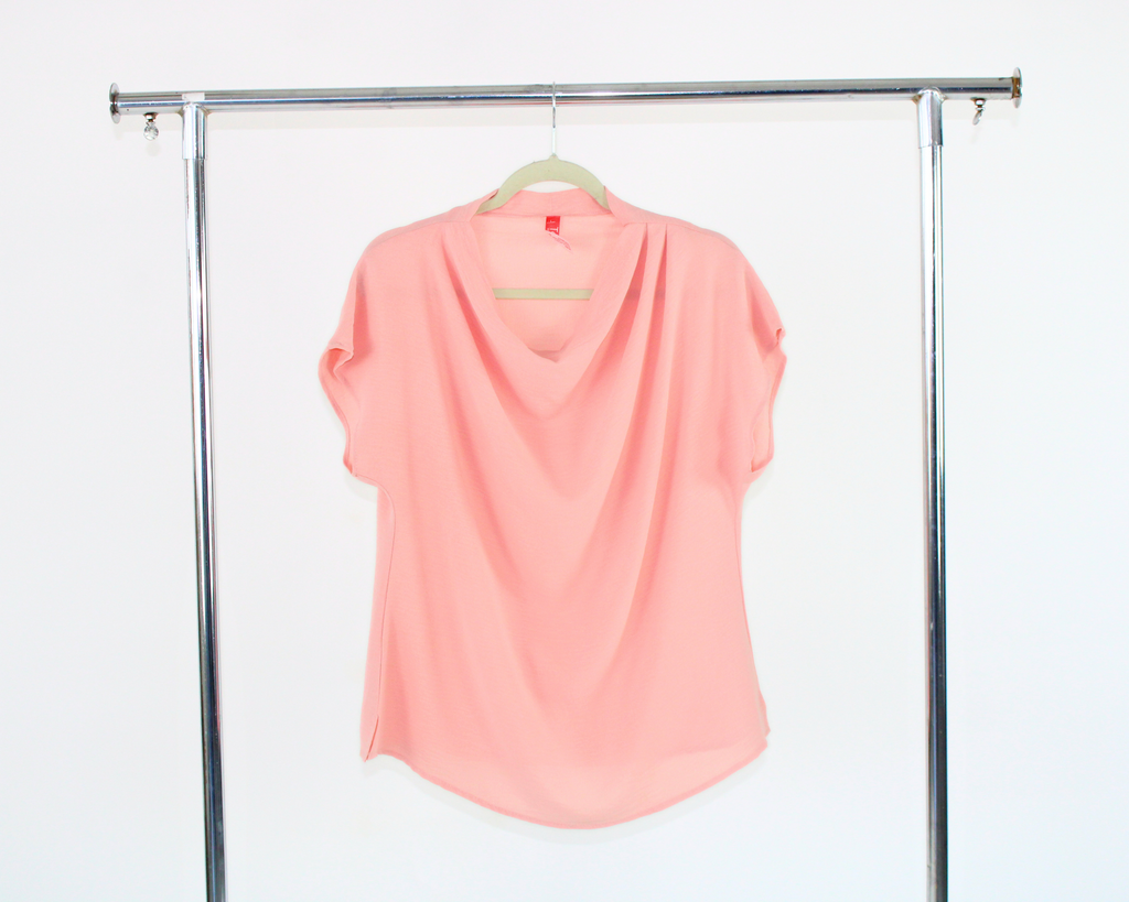 118 Blusa Con Escote Caída Lisa