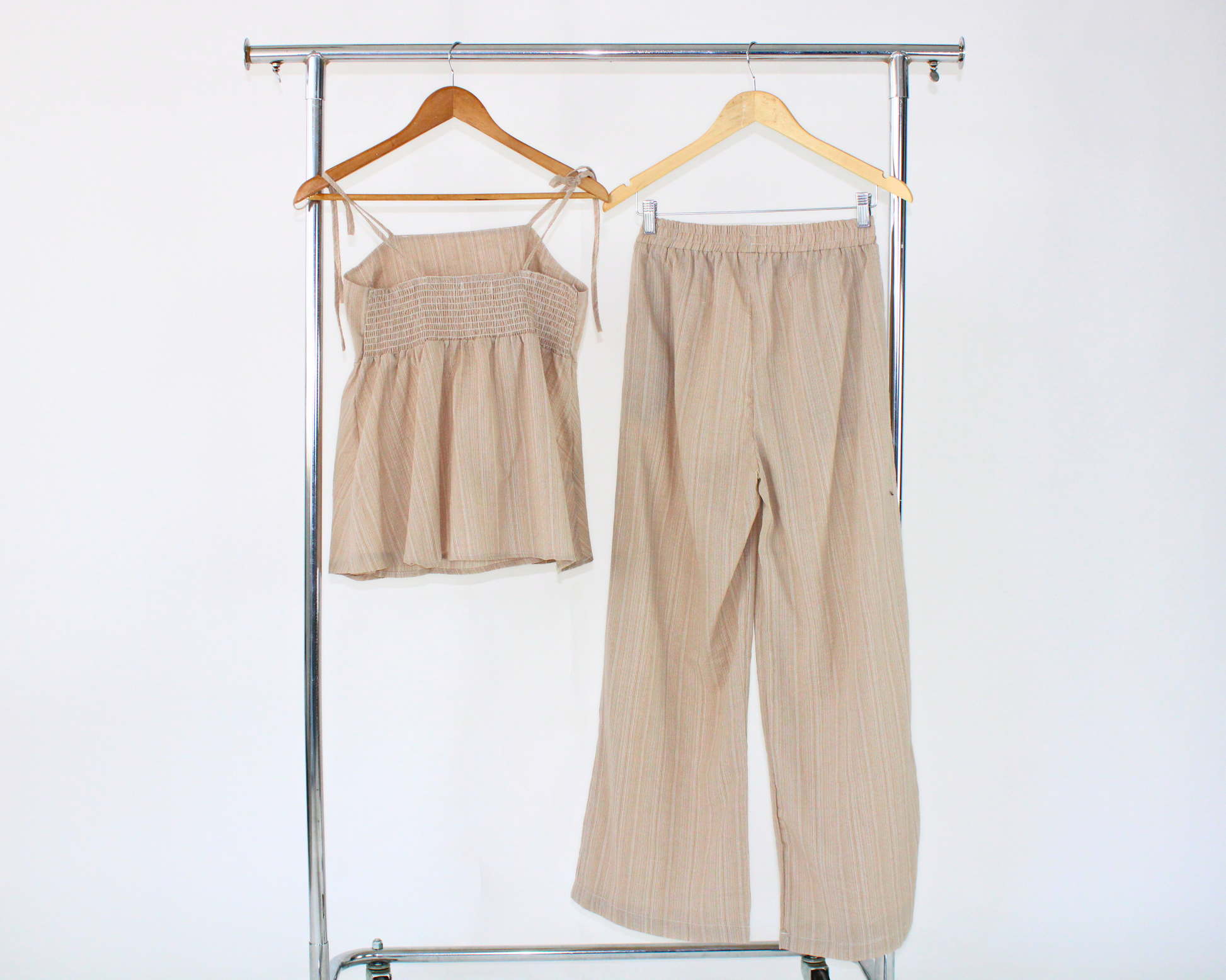 24008 Conjunto líneas top tirantes