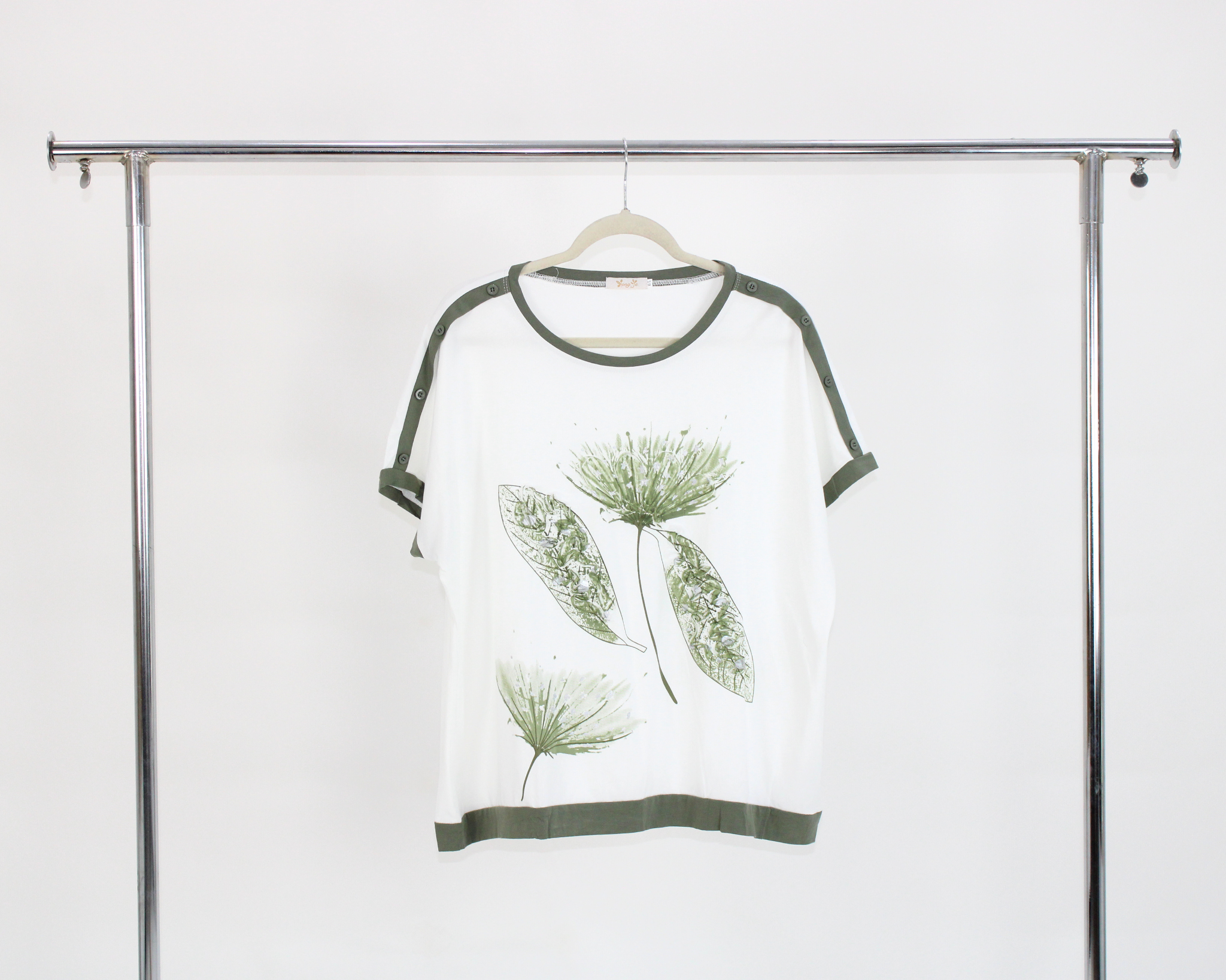 YX372 Blusa Camiseta Orilla Color Estampado Diente Leon