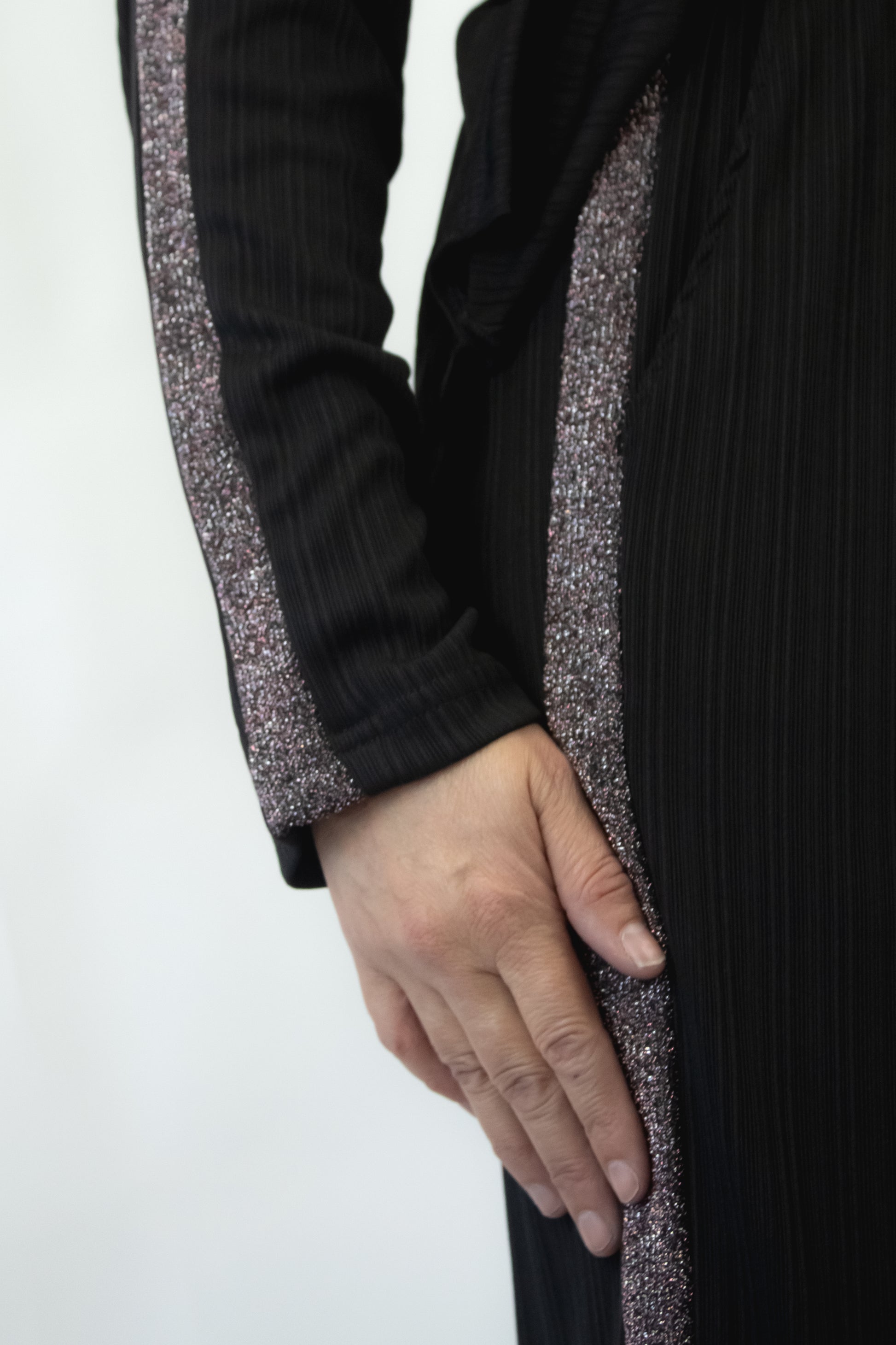 434 Conjunto de Manga Larga con Línea de Brillos